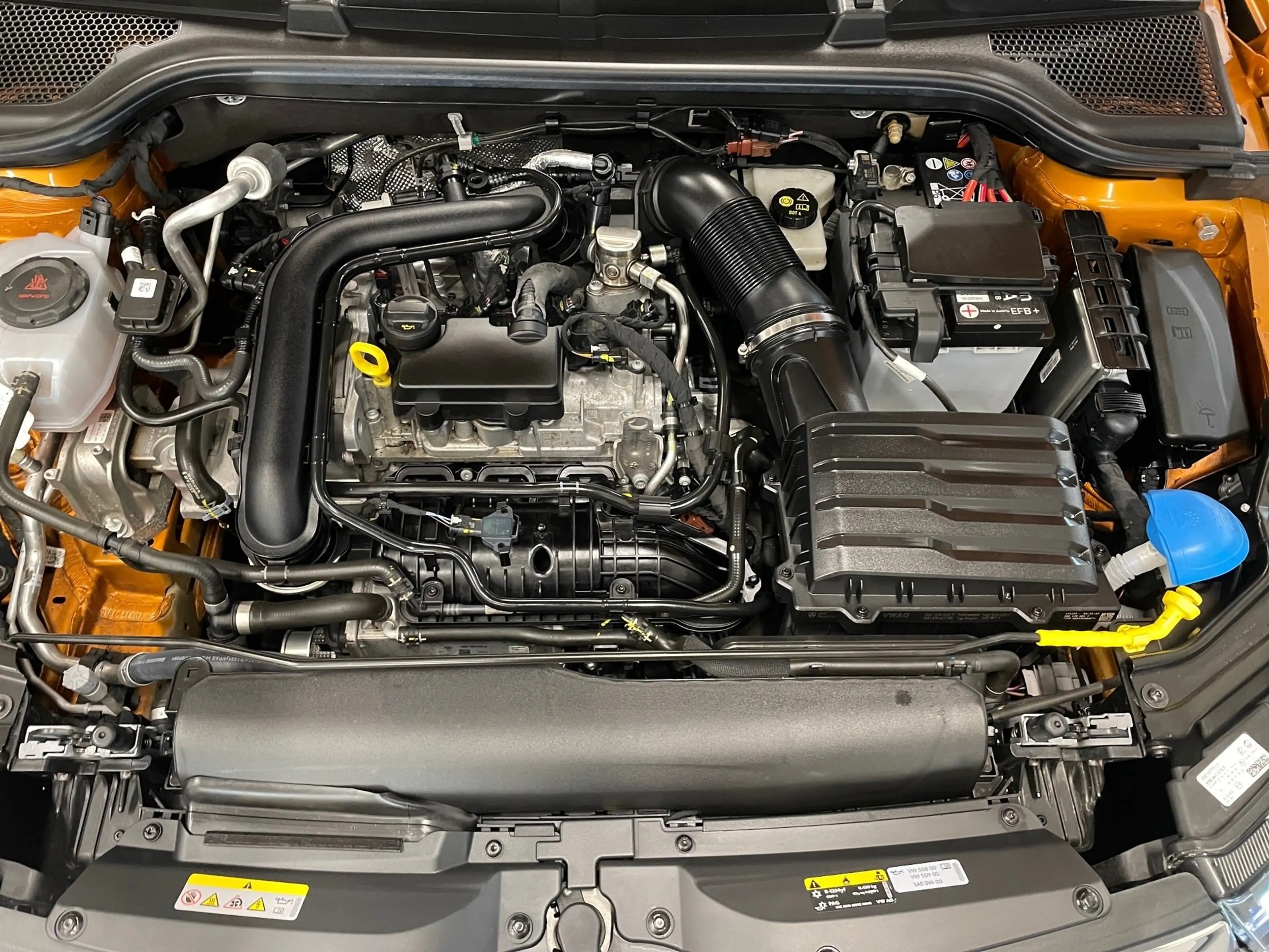 Skoda Kamiq 1.0 TSI Tour *AHK*LED*KAMERA*SITZH* — photo 9