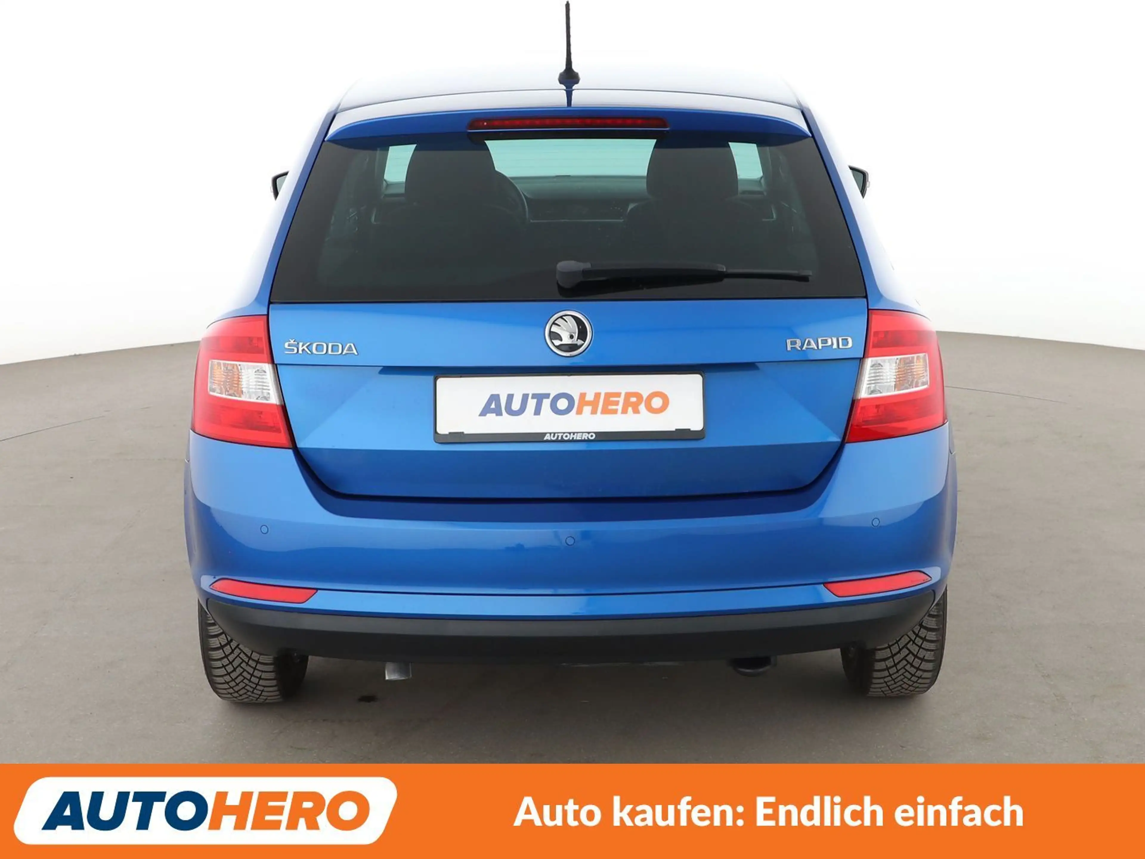 Skoda Rapid/Spaceback 1.2 TSI Drive *NAVI*XENON*TEMPO*PDC*SHZ* — photo 5