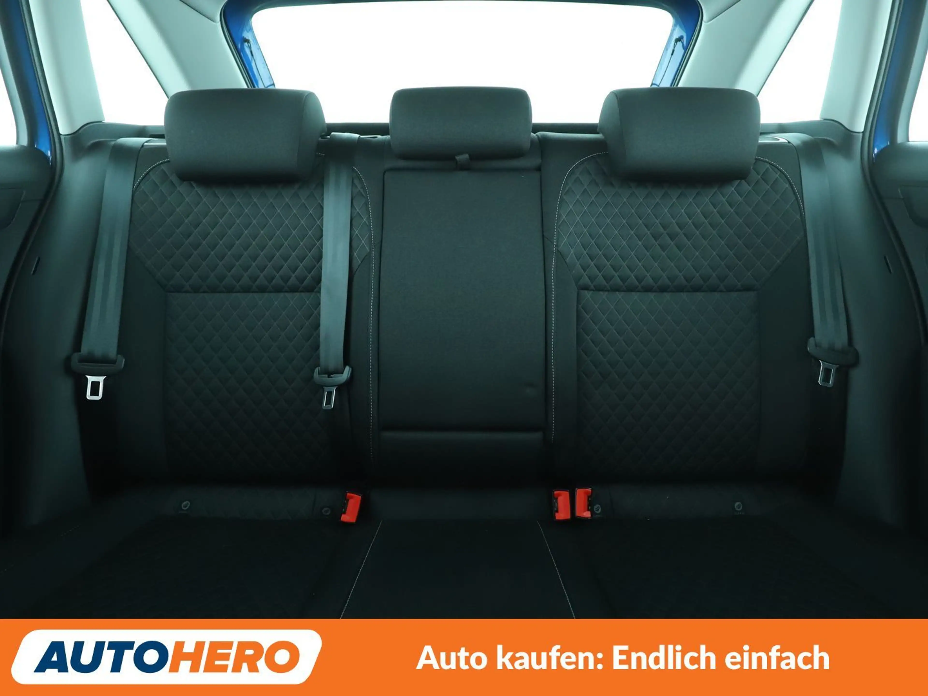 Skoda Rapid/Spaceback 1.2 TSI Drive *NAVI*XENON*TEMPO*PDC*SHZ* — photo 15