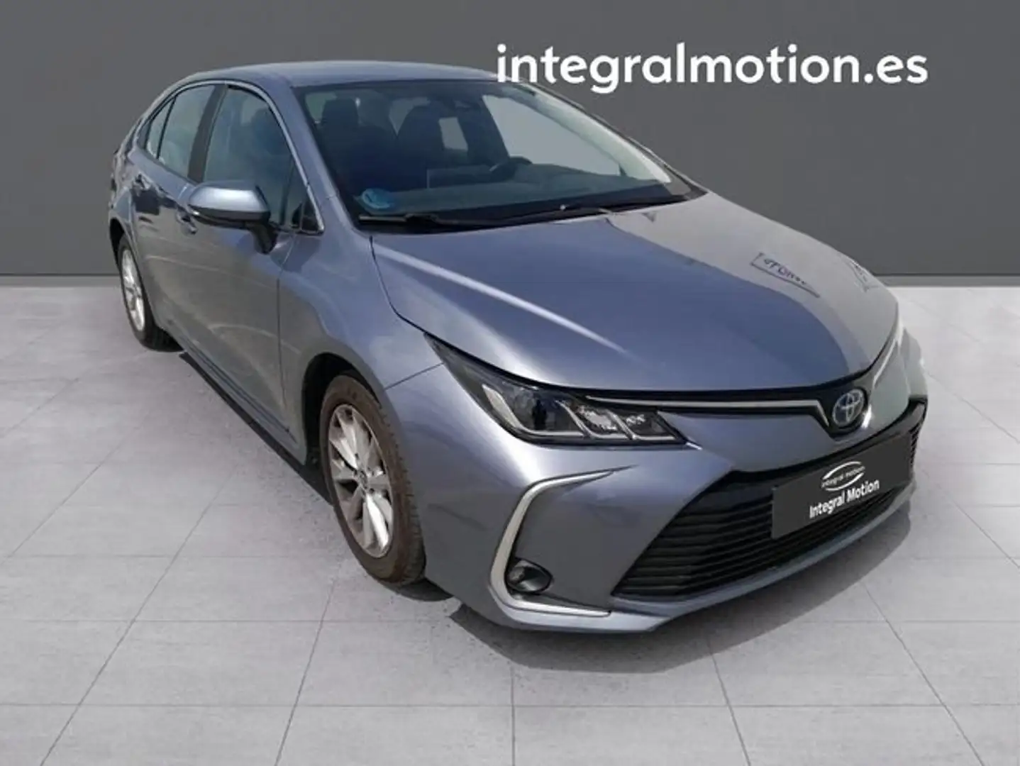Toyota Corolla 1.8 125H BUSINESS PLUS E-CVT SEDAN Gris - 2