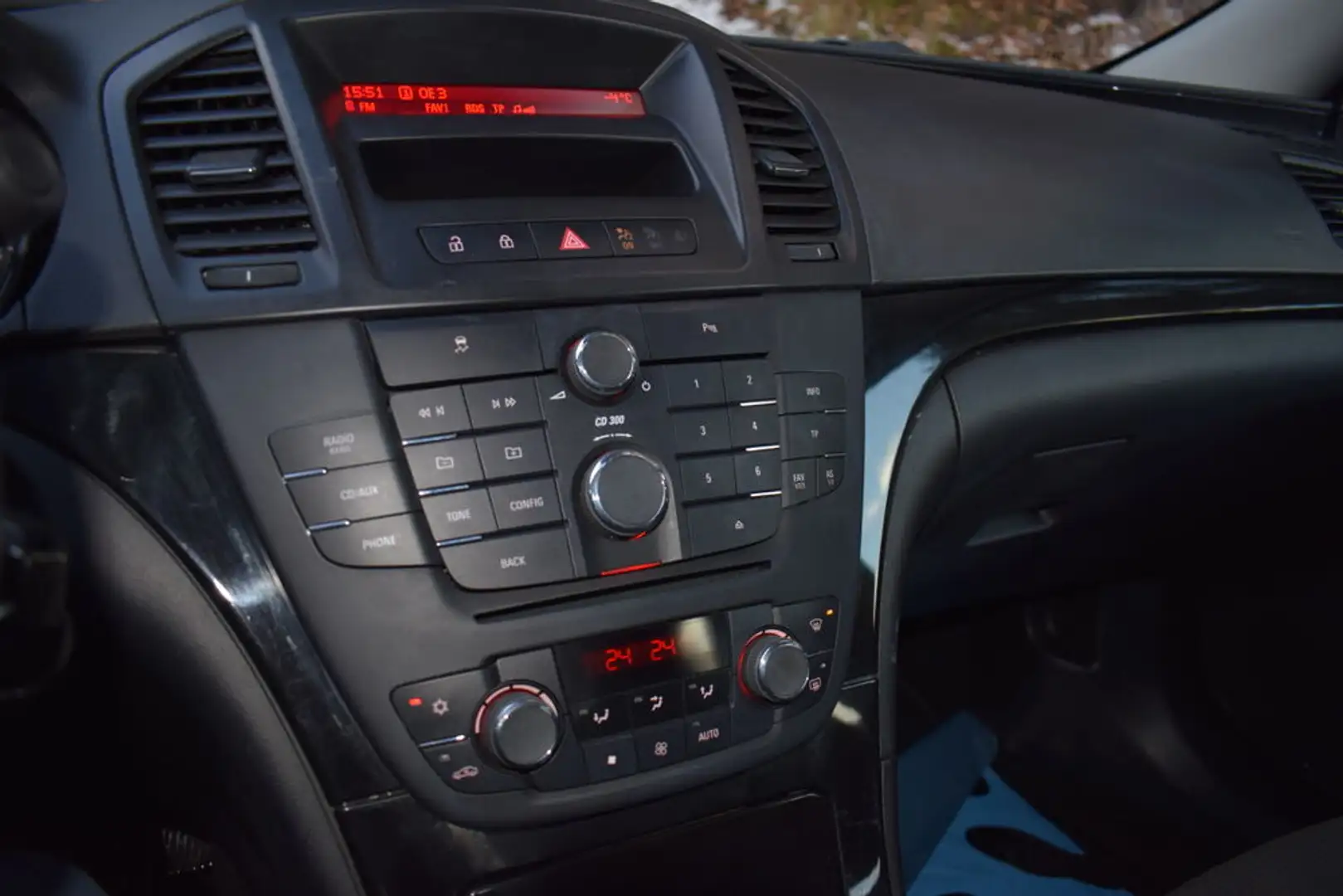 Opel Insignia Cosmo top zustand pickerl neu Silber - 2