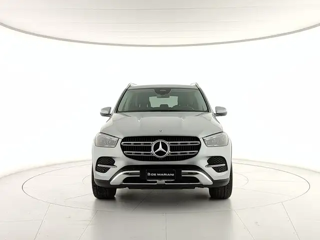 Mercedes-Benz GLE view 8