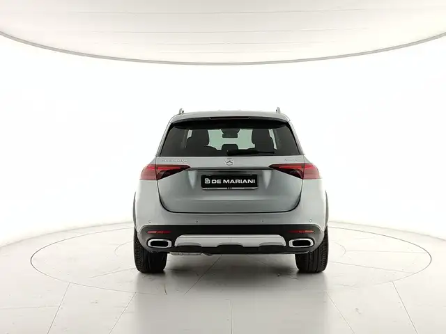 Mercedes-Benz GLE view 4