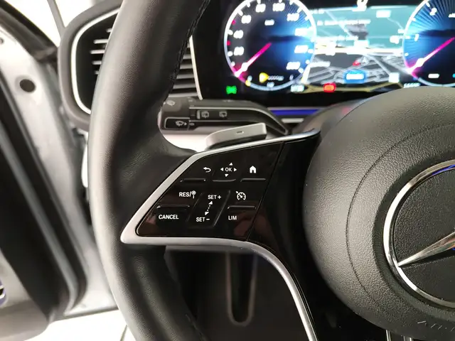 Mercedes-Benz GLE view 15