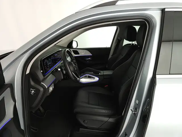 Mercedes-Benz GLE view 9