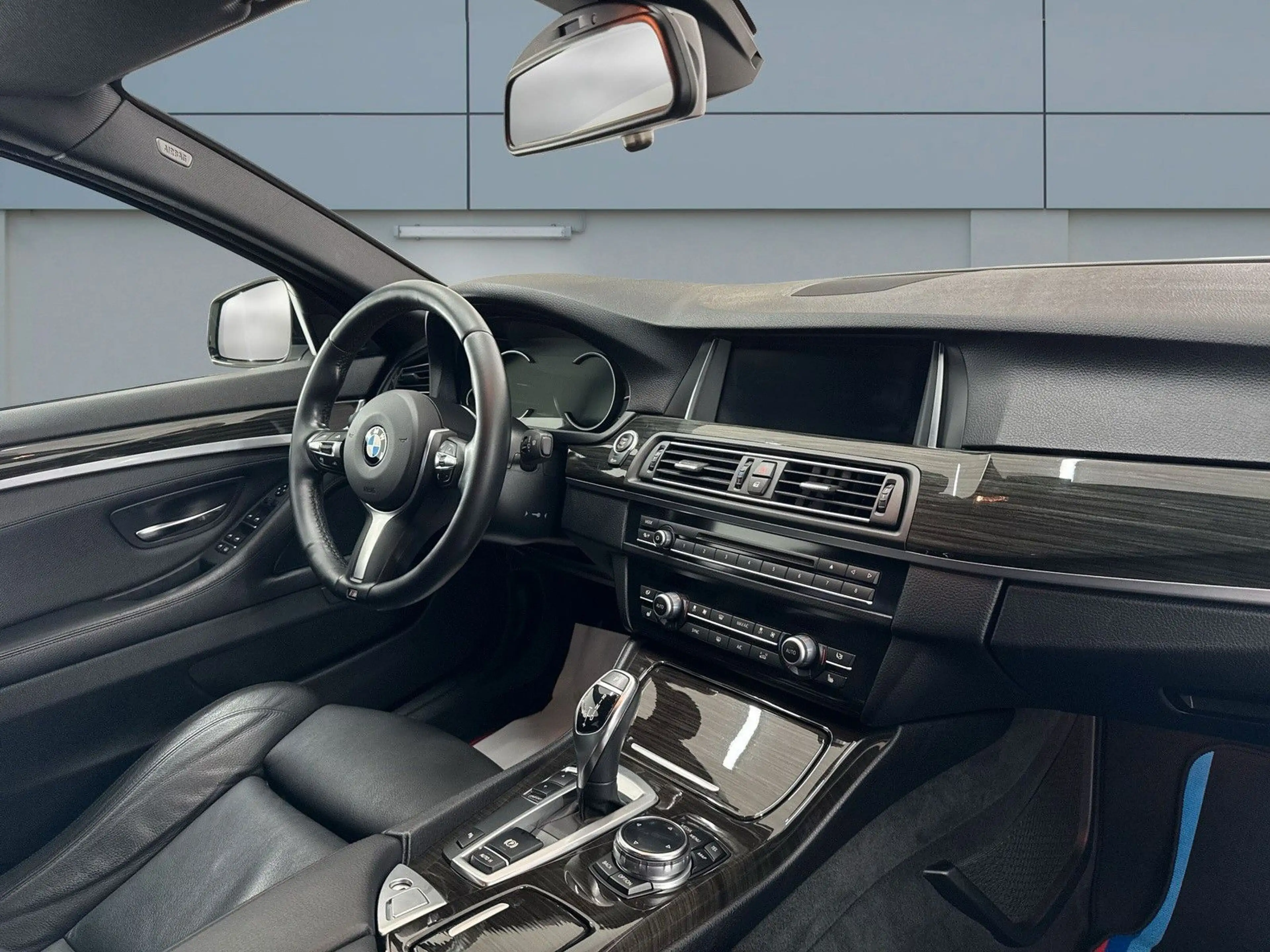 BMW 528 i Lim. M-Paket *ACC*NAV*MEM*LED*SHADOW* — photo 14