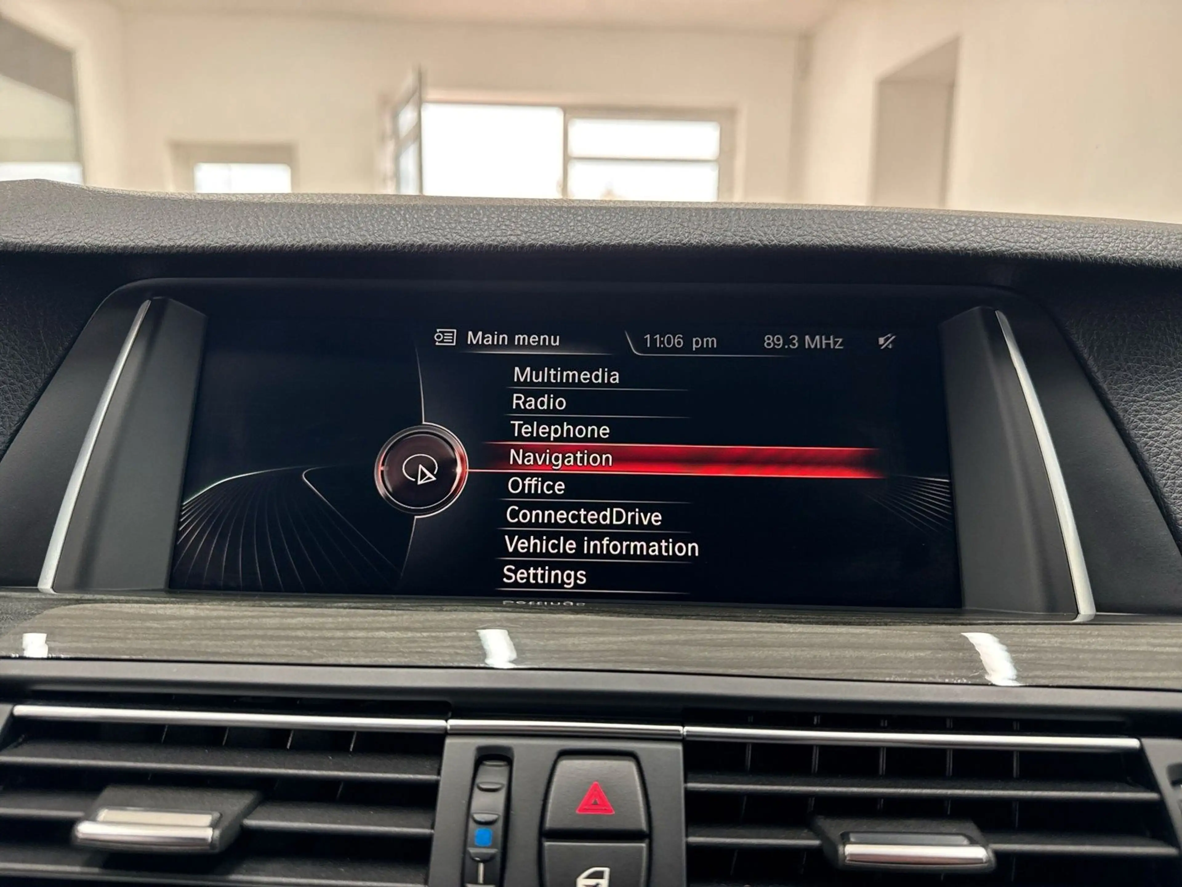 BMW 528 i Lim. M-Paket *ACC*NAV*MEM*LED*SHADOW* — photo 12