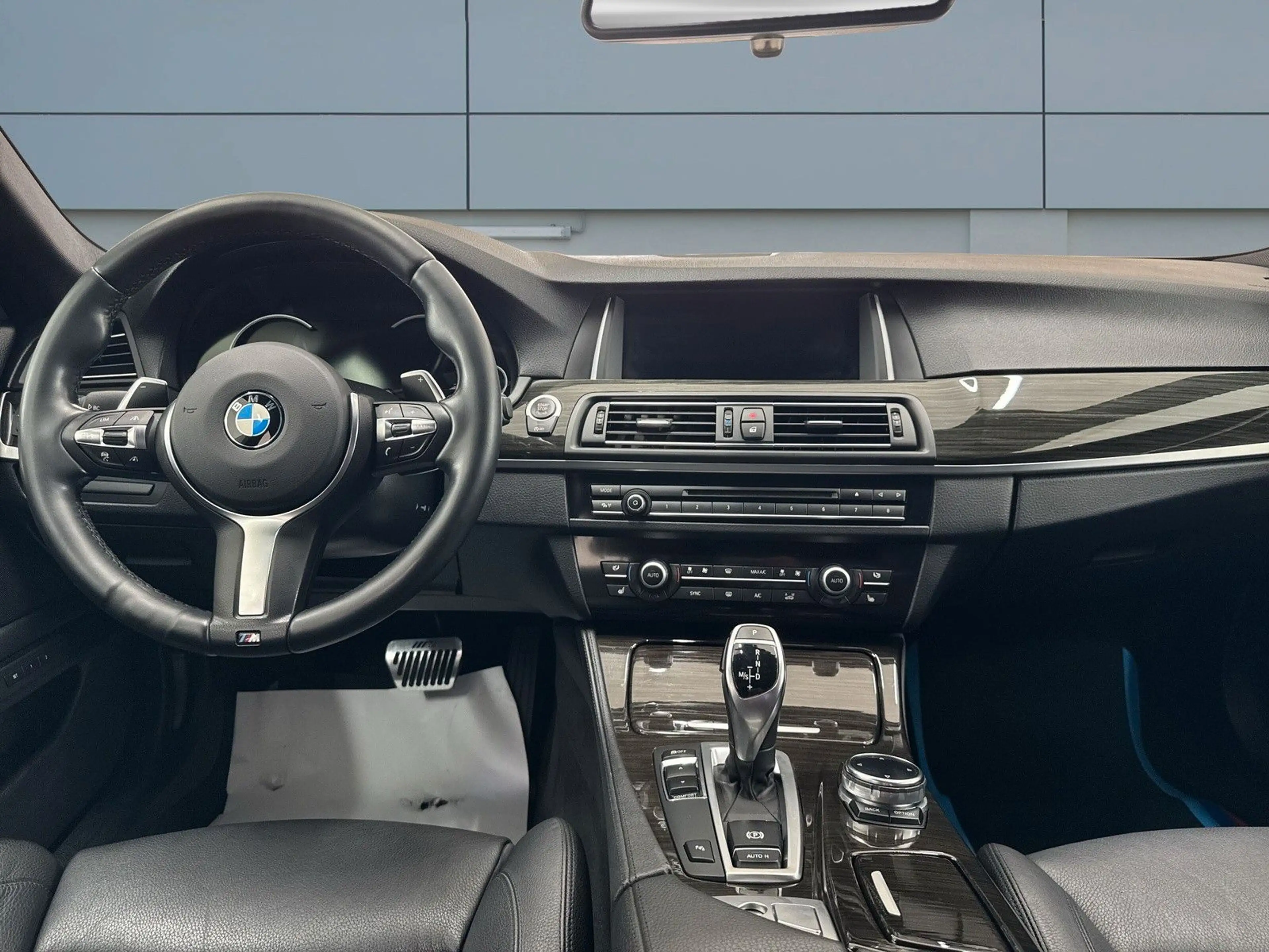 BMW 528 i Lim. M-Paket *ACC*NAV*MEM*LED*SHADOW* — photo 10
