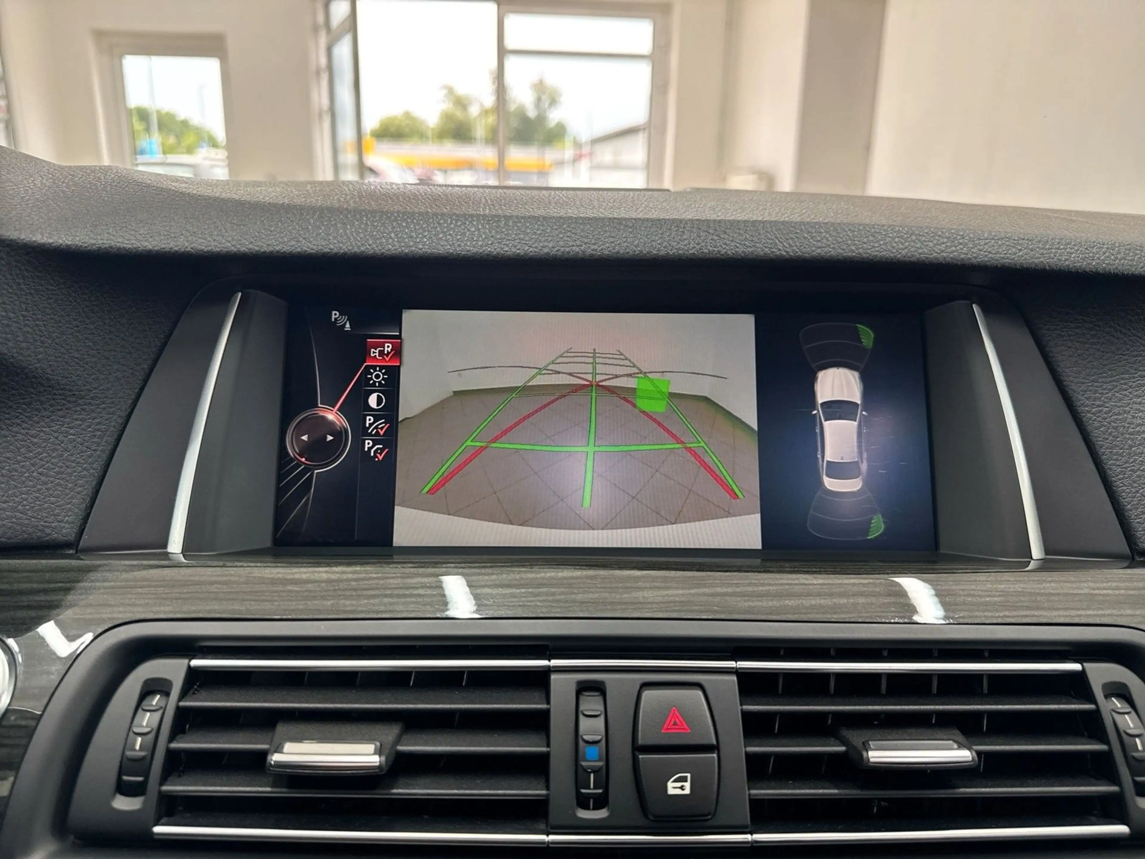 BMW 528 i Lim. M-Paket *ACC*NAV*MEM*LED*SHADOW* — photo 11