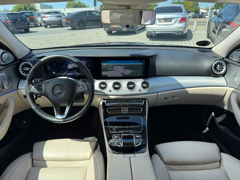 Mercedes-Benz E 220 d T 9G-TRONIC"AVANTGARDE"PANO*VIRTUAL*AMBIE — photo 15