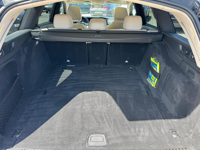 Mercedes-Benz E 220 d T 9G-TRONIC"AVANTGARDE"PANO*VIRTUAL*AMBIE — photo 8