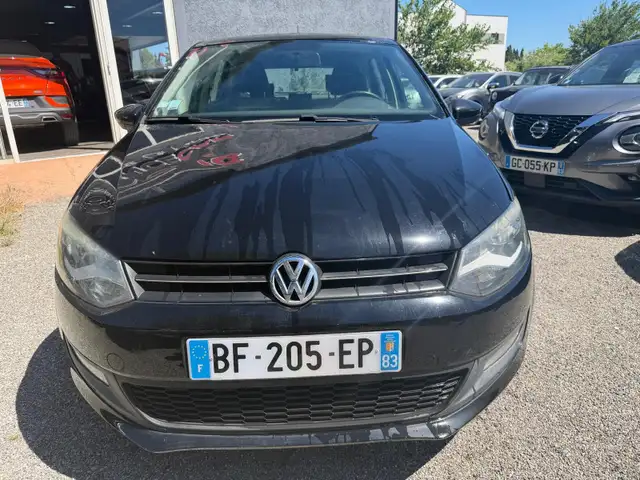 Volkswagen Polo view 2