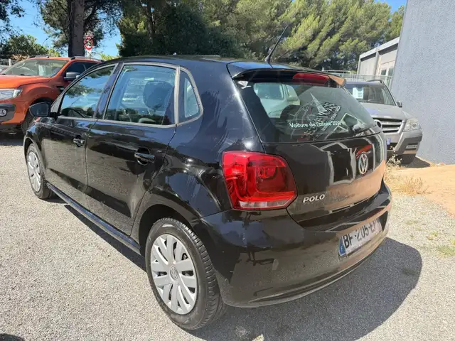 Volkswagen Polo view 3