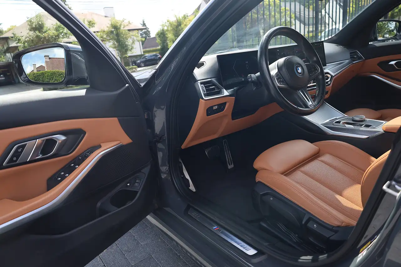 BMW 320 e PHEV M-Pack Benzine/Hybride Facelift 1ste Eigenaar Sport-Stoelen Stoel-Verwarming Car-Play Trek-Haak, миниатюра 15