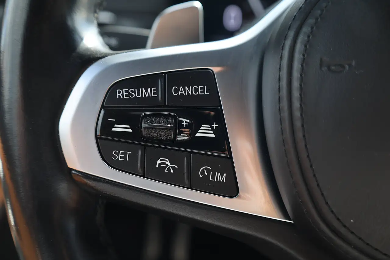 BMW 320 e PHEV M-Pack Benzine/Hybride Facelift 1ste Eigenaar Sport-Stoelen Stoel-Verwarming Car-Play Trek-Haak, миниатюра 20
