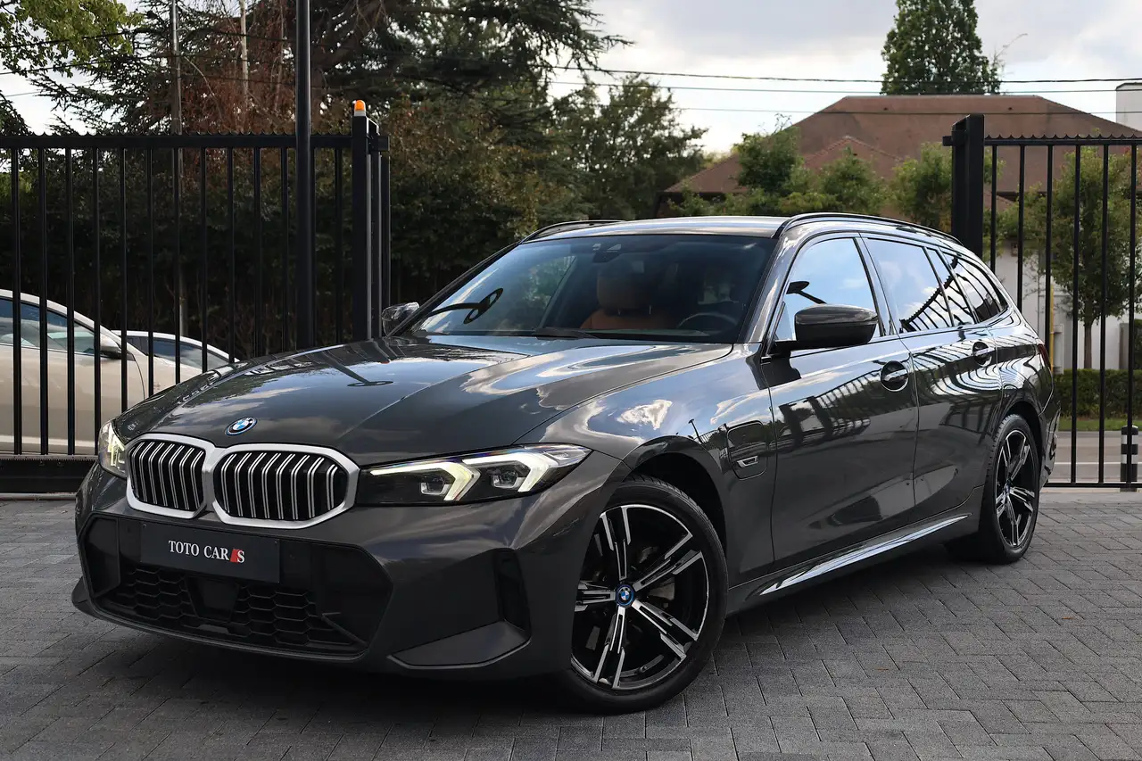 BMW 320 e PHEV M-Pack Benzine/Hybride Facelift 1ste Eigenaar Sport-Stoelen Stoel-Verwarming Car-Play Trek-Haak