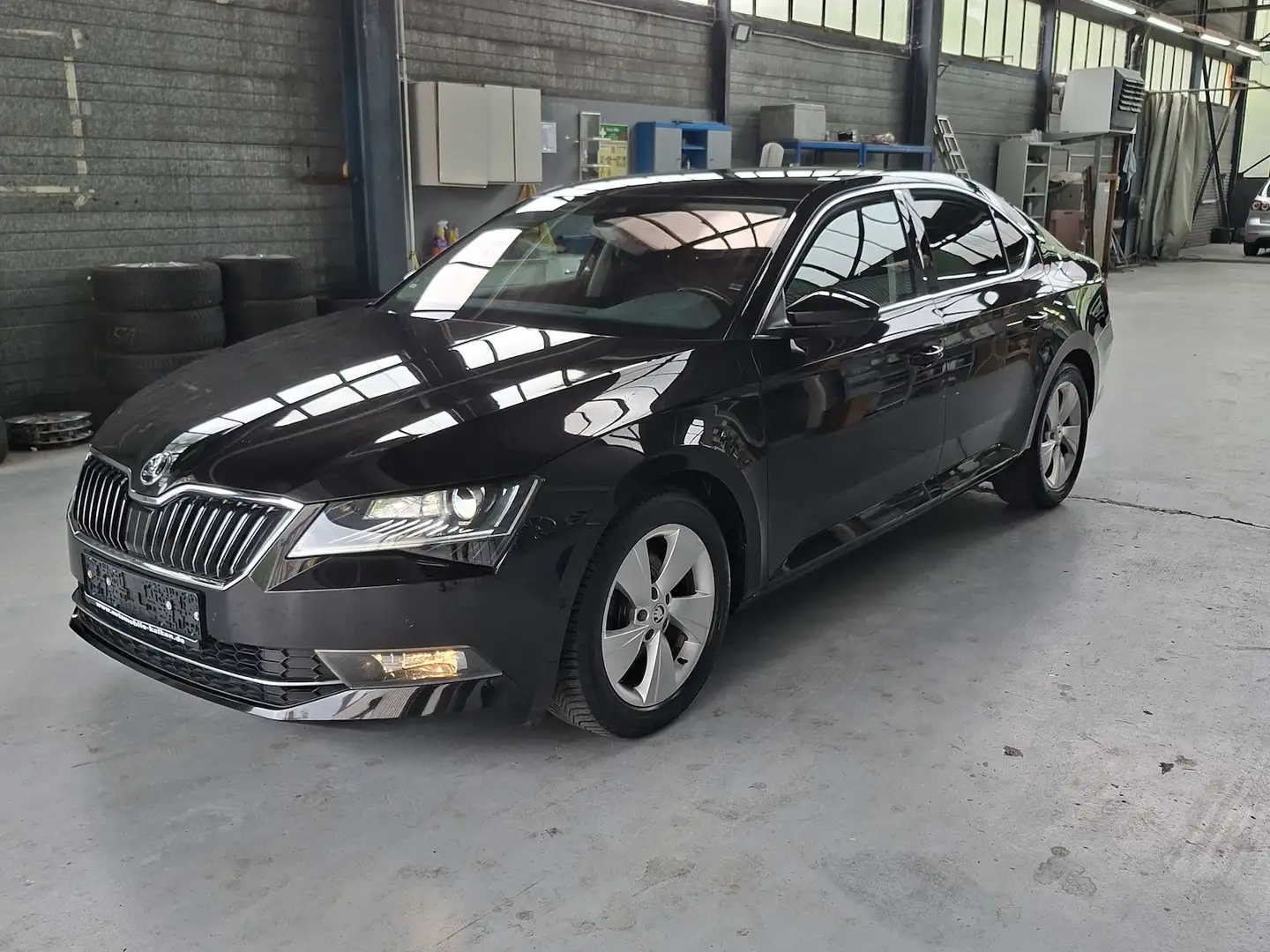 Skoda Superb Style DSG ACC/NAVI/MEMORY/KAMERA Schwarz - 1