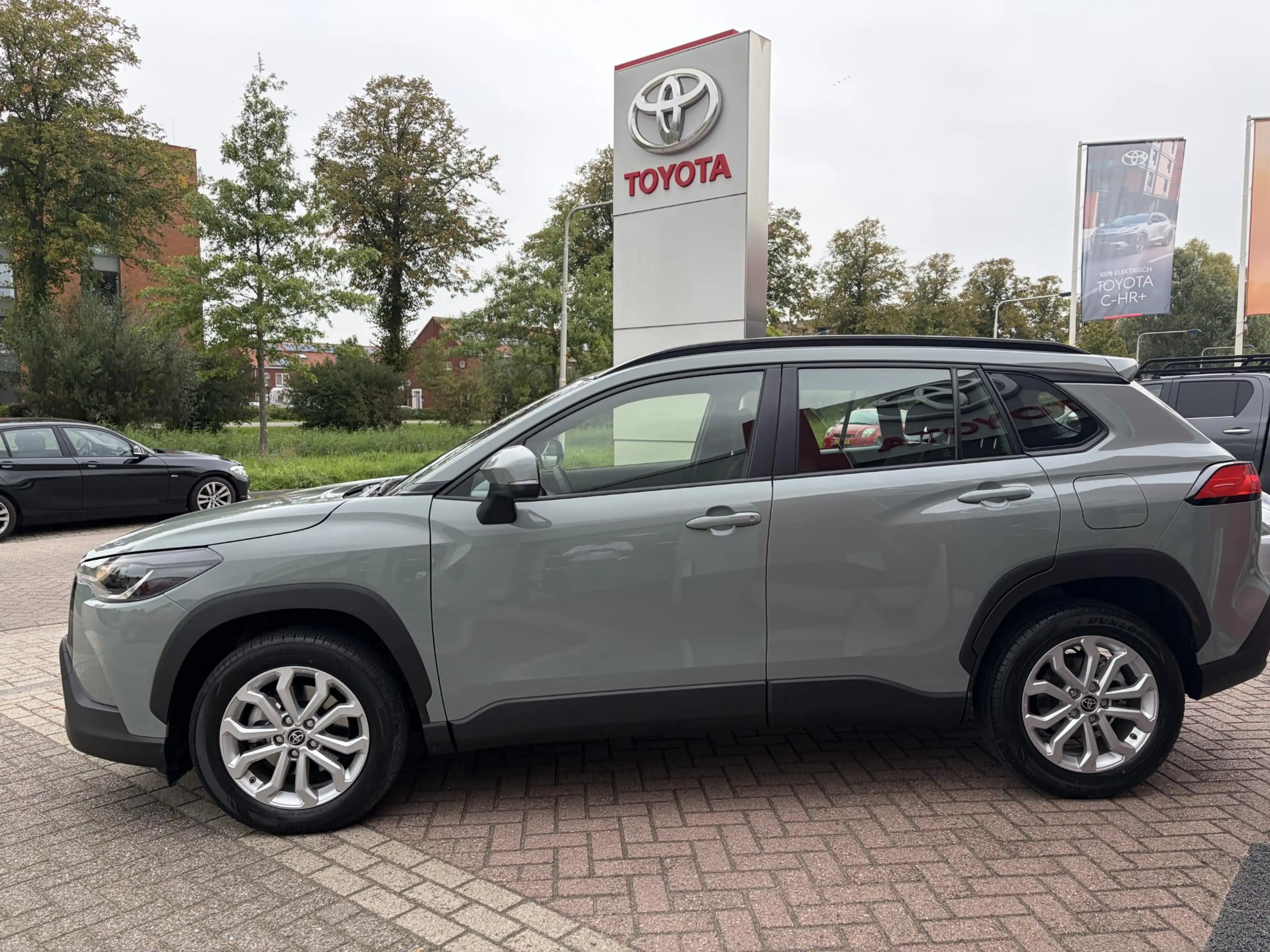Toyota Corolla Cross Hybrid 140 Active — photo 6