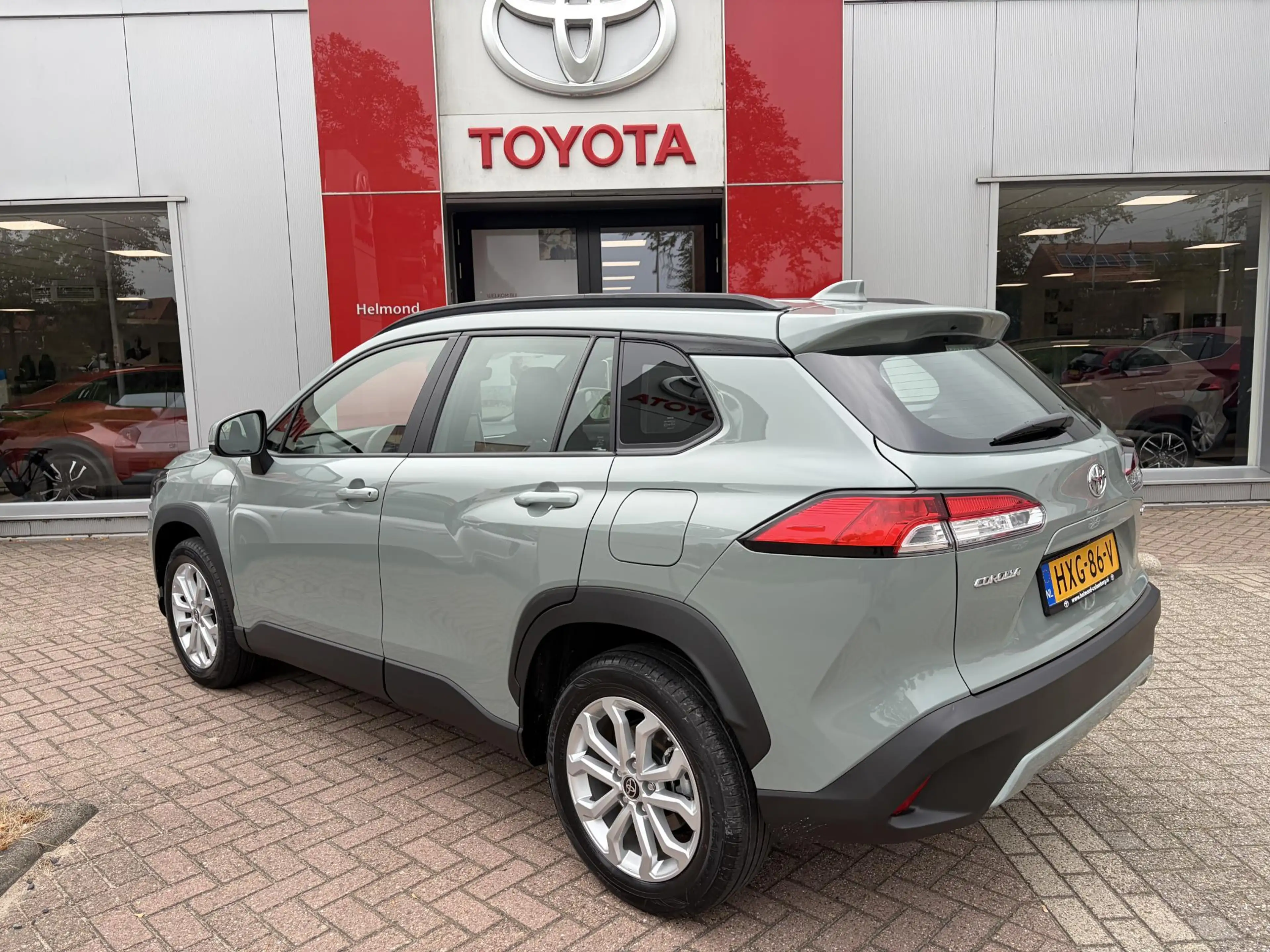Toyota Corolla Cross Hybrid 140 Active — photo 3