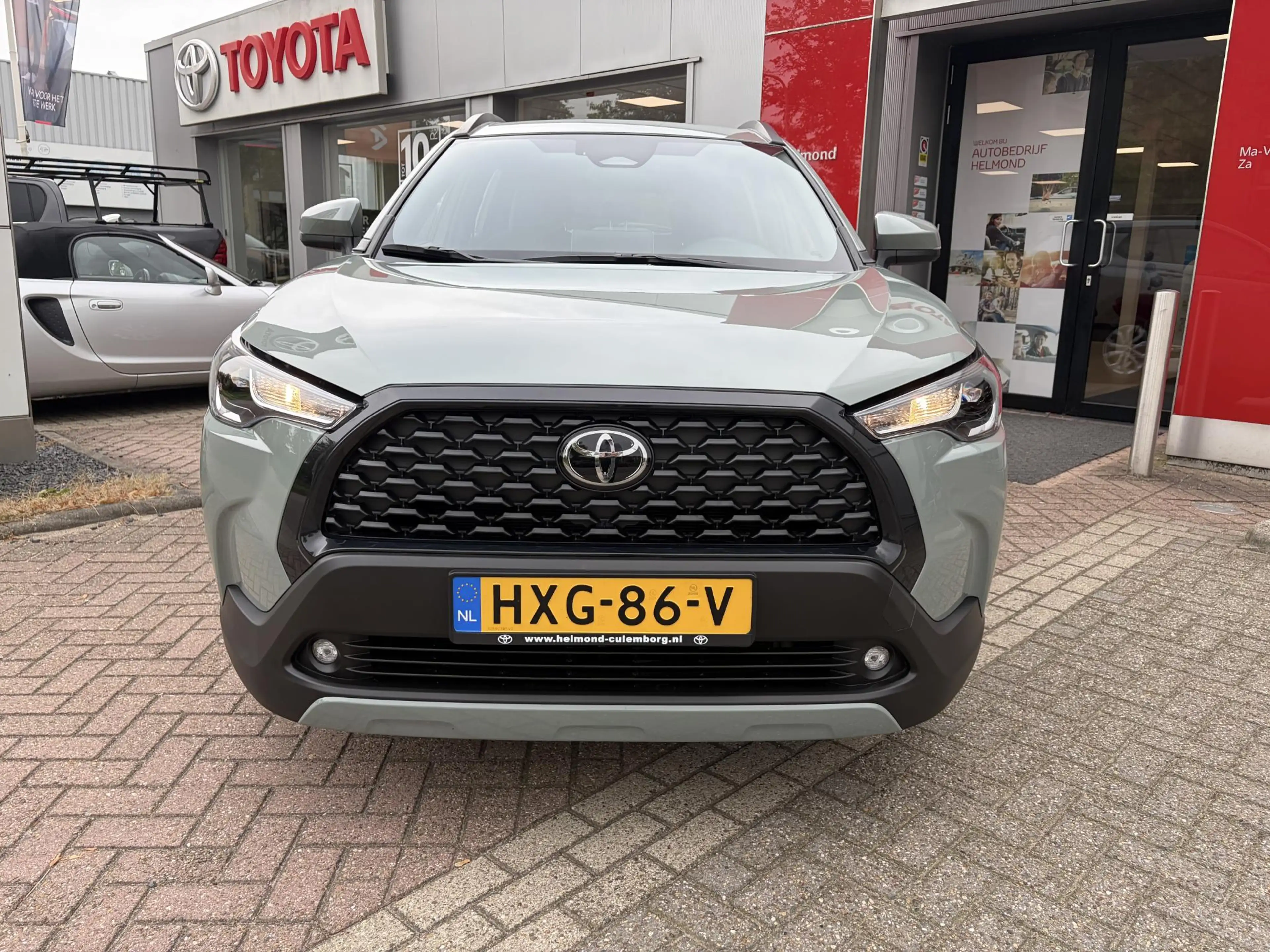 Toyota Corolla Cross Hybrid 140 Active — photo 4