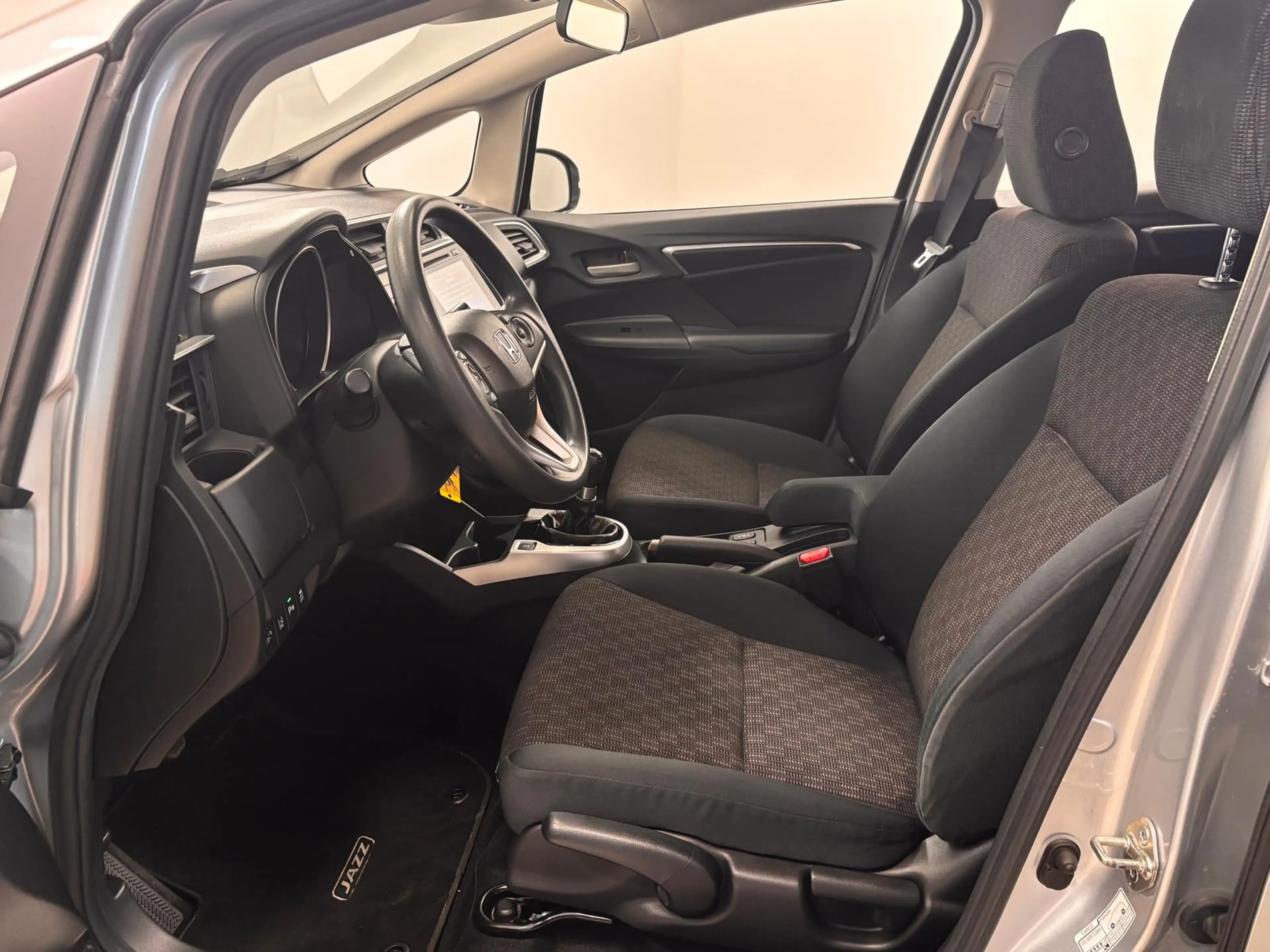 Honda Jazz Comfort *Klima*SHZ*BT*Alu*AHK*1.Hand* — photo 10