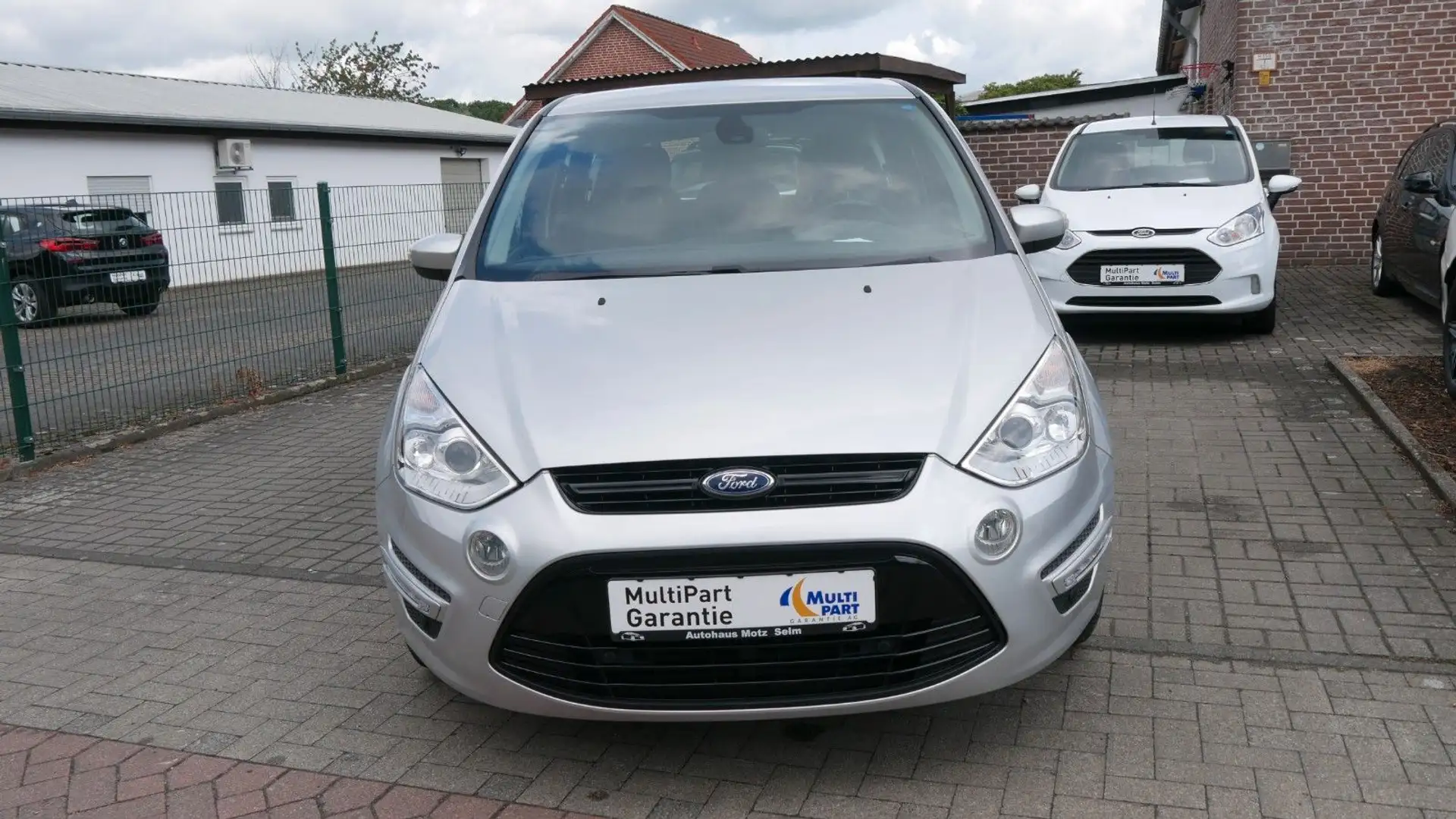 Ford S-Max TDCi ,Automatik Grau - 2