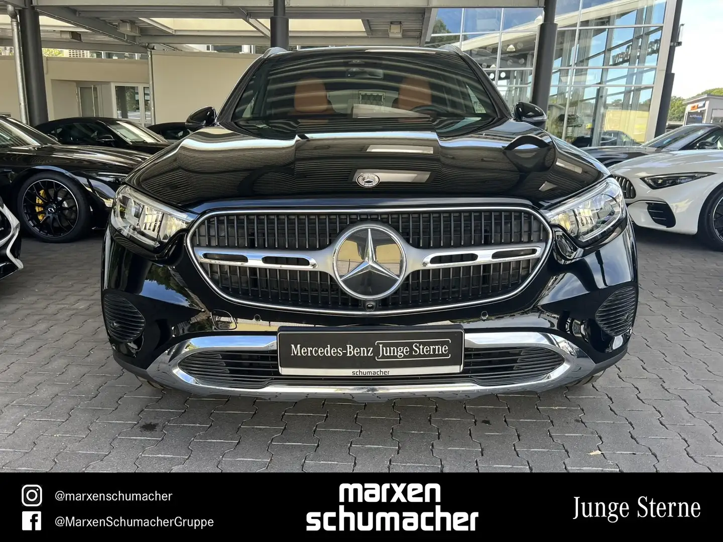 Mercedes-Benz GLC 300 GLC 300 d 4M AVANTGARDE Siena+AHK+Chrom+Kamera LED Noir - 2