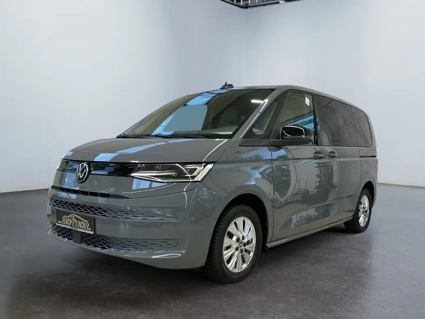 Volkswagen T7 Multivan Family 1.4 TSI DSG Matrix LED AHK Grau - 2