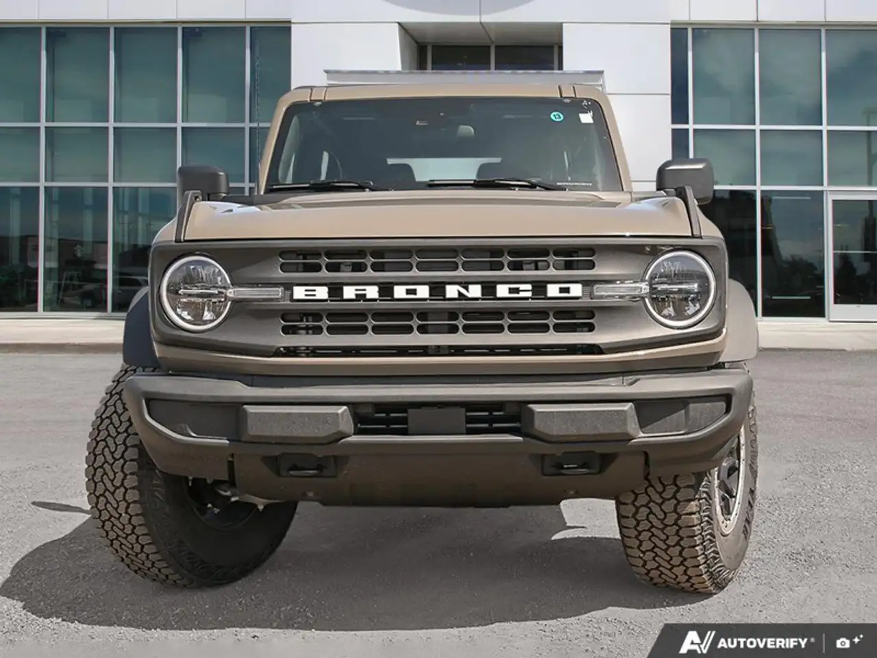 Ford Bronco снимка Ford Bronco