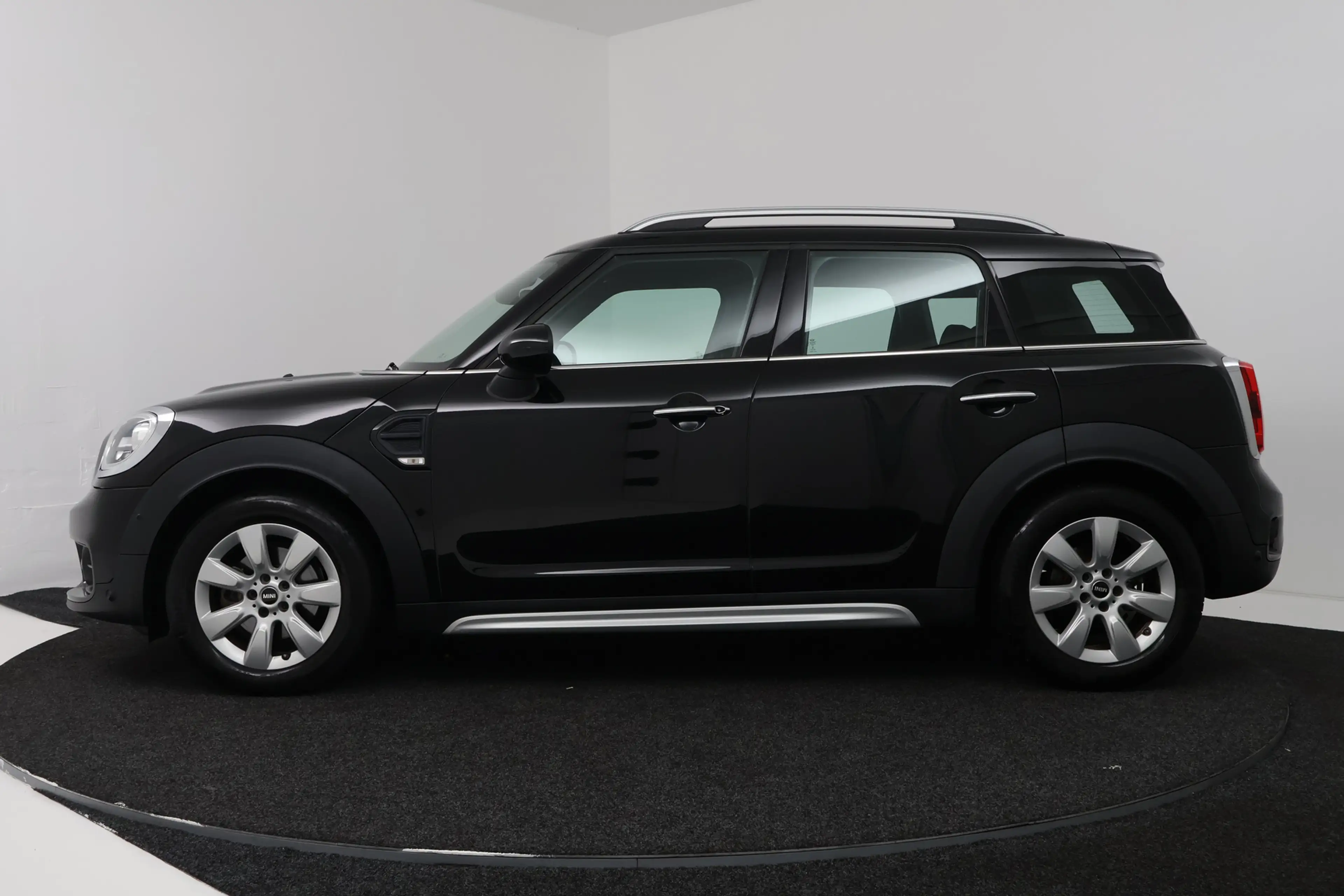 MINI Cooper Countryman 1.5 Salt (STOELVERWARMING, NAVIGATIE, CRUISE CONTR — photo 2