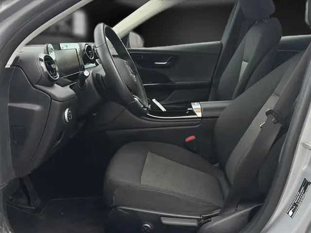 Mercedes-Benz C view 14