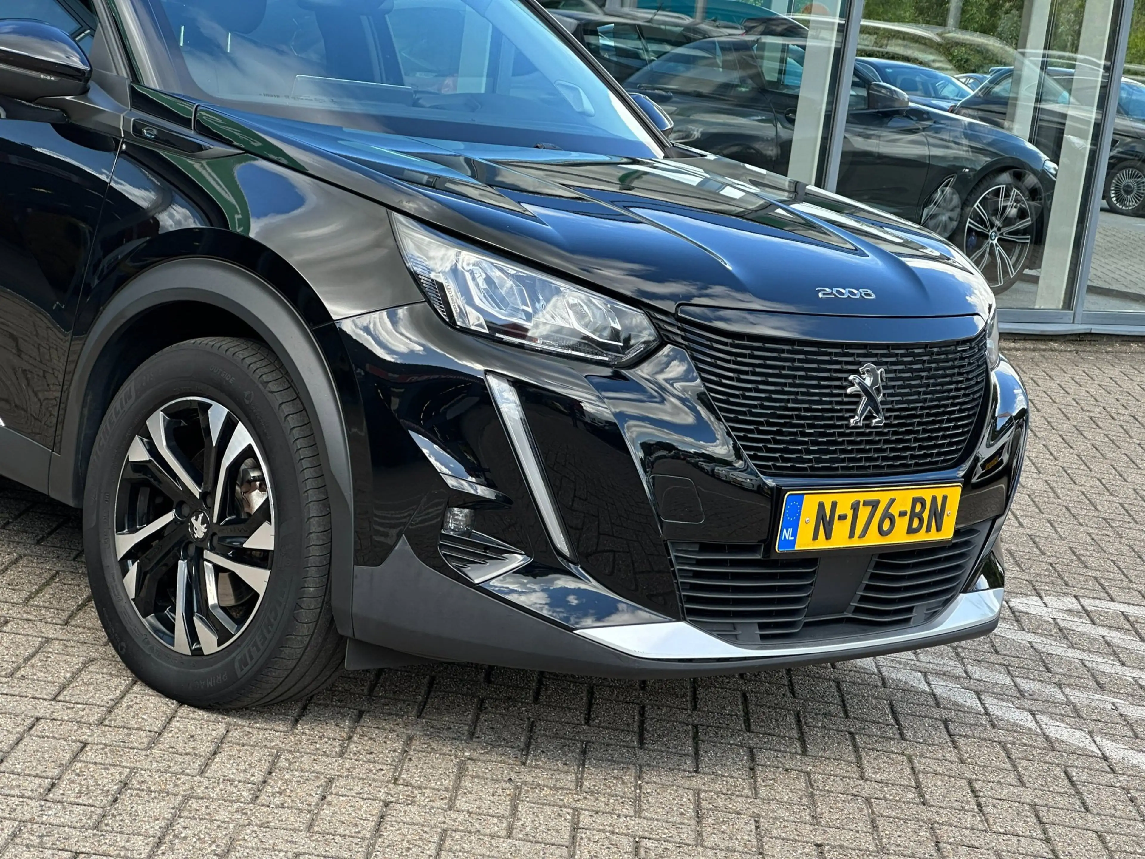 Peugeot e-2008 EV Blue Lease Allure 50 kWh/1STE EG/NAVI/CAMERA/NL — photo 6