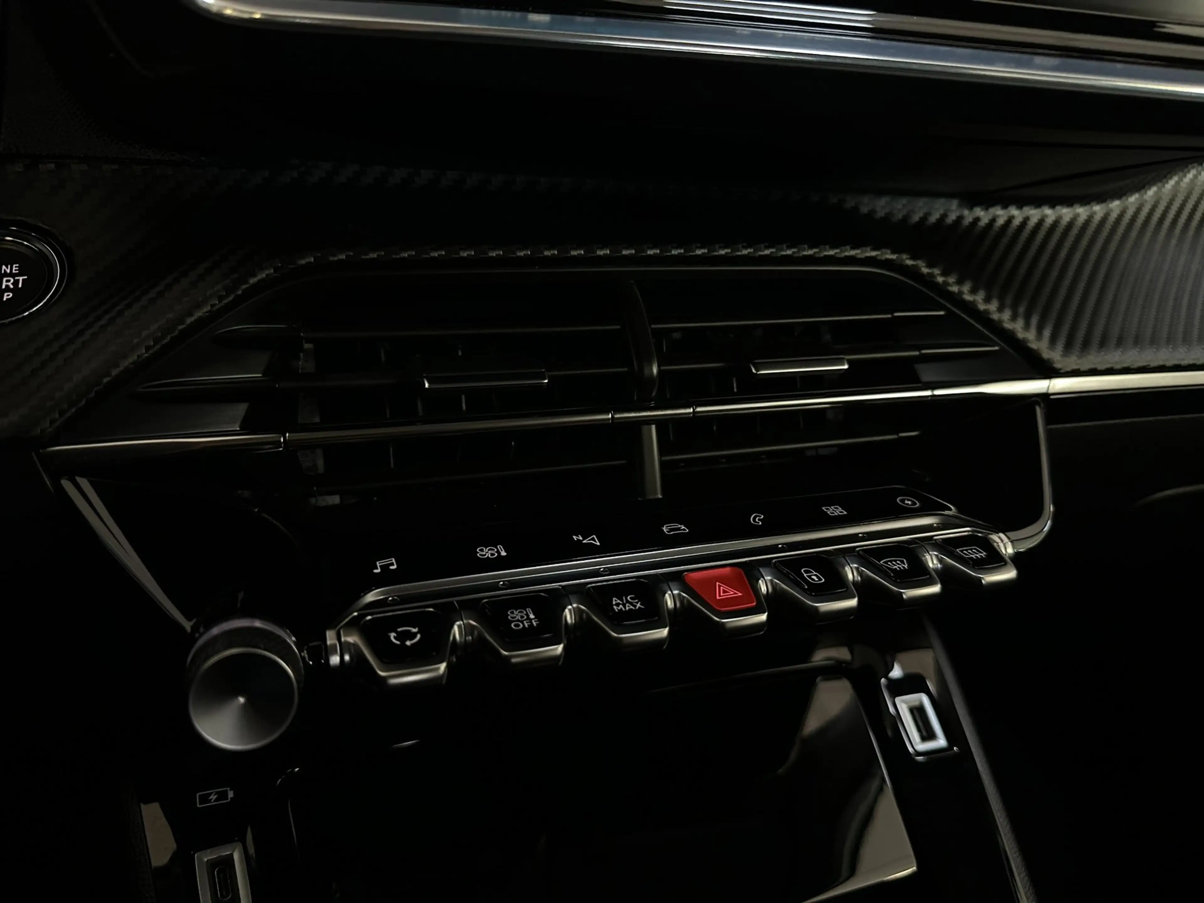 Peugeot e-2008 EV Blue Lease Allure 50 kWh/1STE EG/NAVI/CAMERA/NL — photo 26