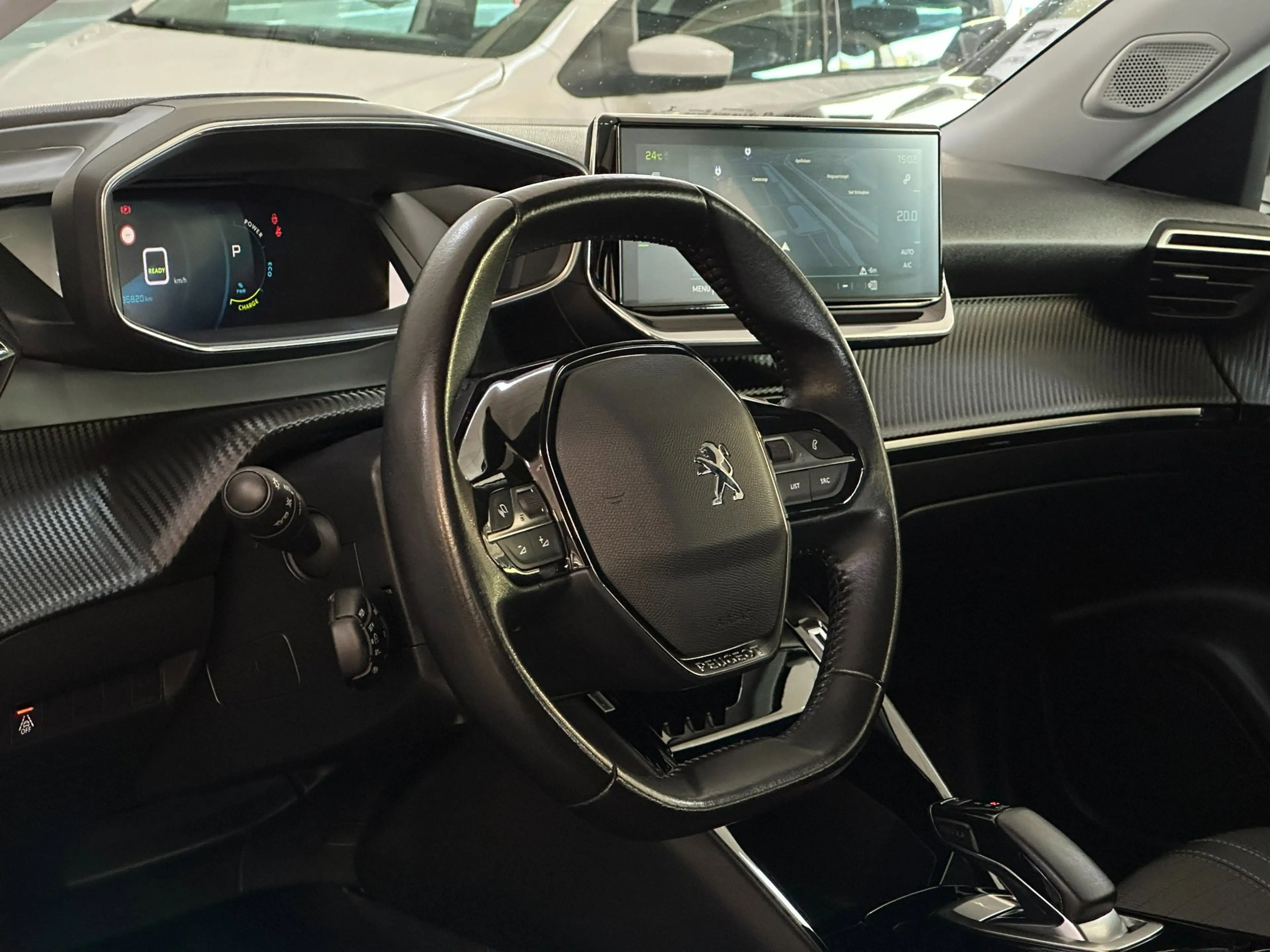 Peugeot e-2008 EV Blue Lease Allure 50 kWh/1STE EG/NAVI/CAMERA/NL — photo 17