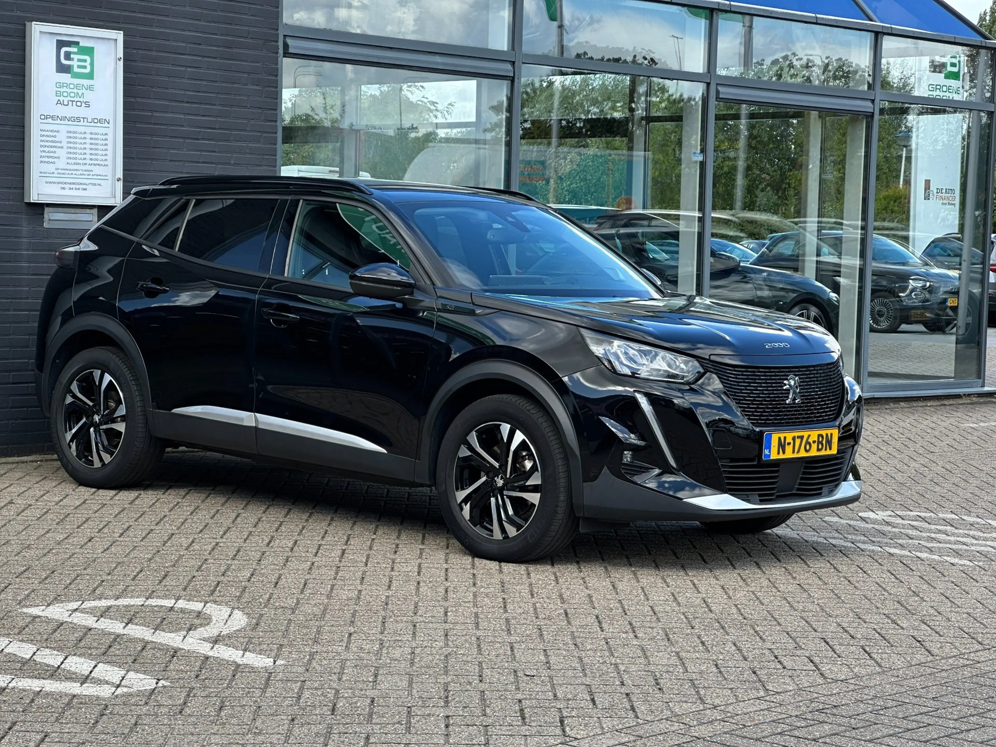 Peugeot e-2008 EV Blue Lease Allure 50 kWh/1STE EG/NAVI/CAMERA/NL — photo 5