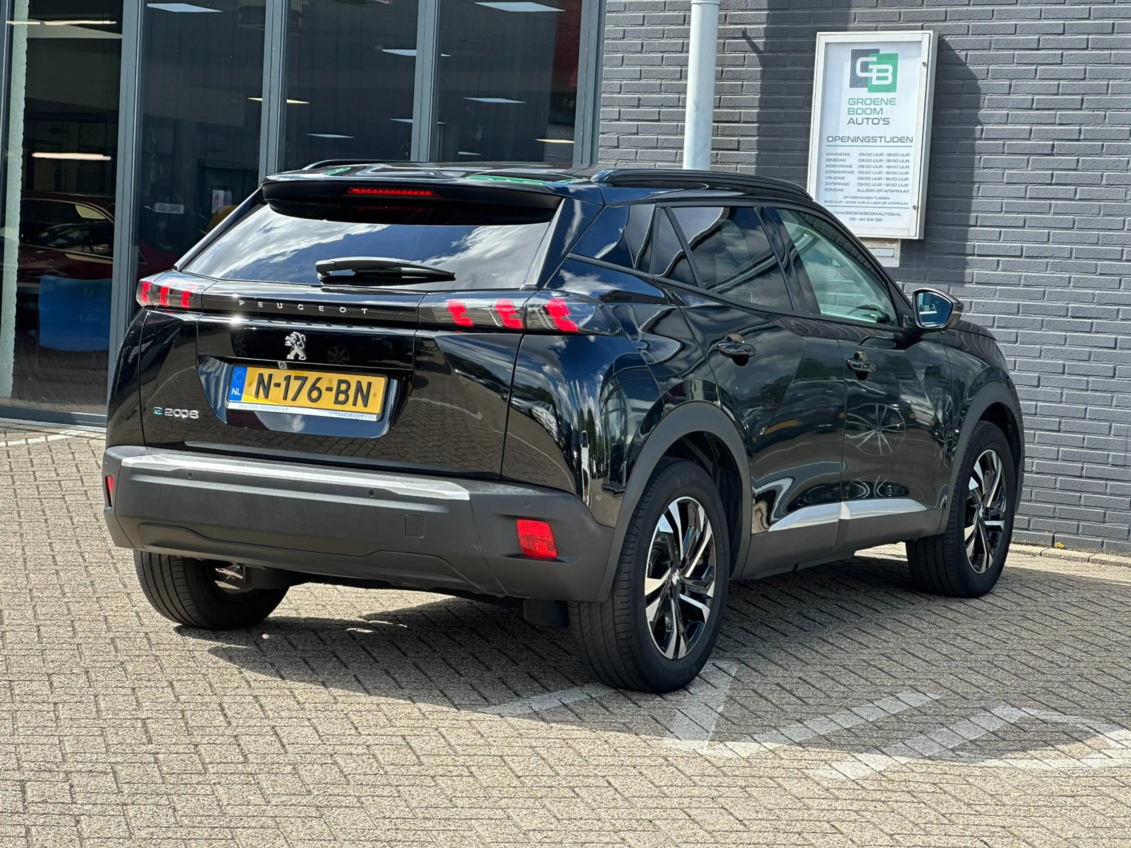 Peugeot e-2008 EV Blue Lease Allure 50 kWh/1STE EG/NAVI/CAMERA/NL — photo 7