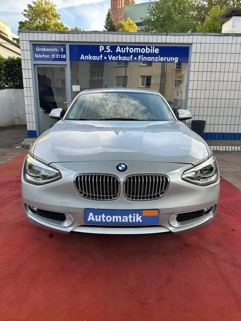 BMW 116 Baureihe 1 Lim. 5-trg. 116 i*Automatik* Silber - 2