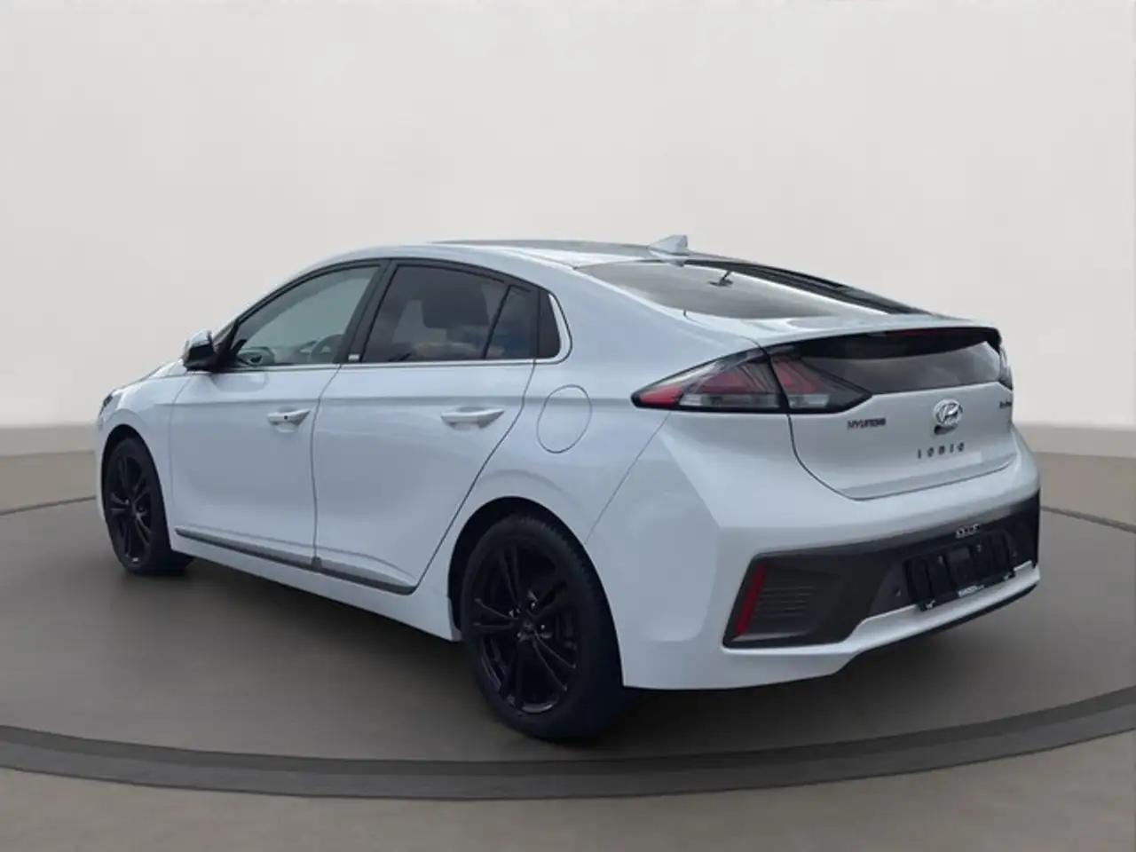 Hyundai Ioniq, миниатюра 3
