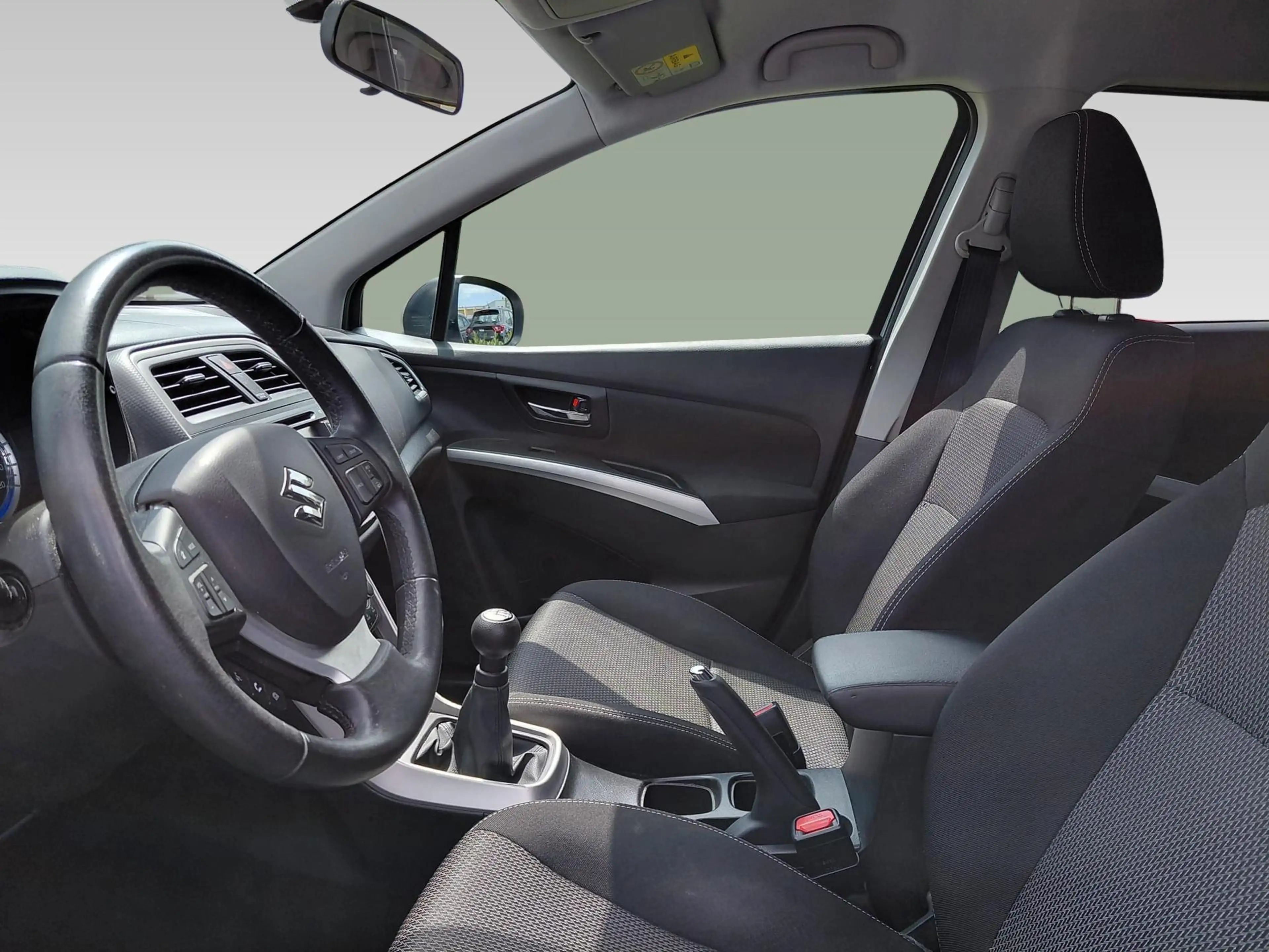 Suzuki SX4 S-Cross 1.6 Exclusive | Voorstoelen verwarmd — photo 12