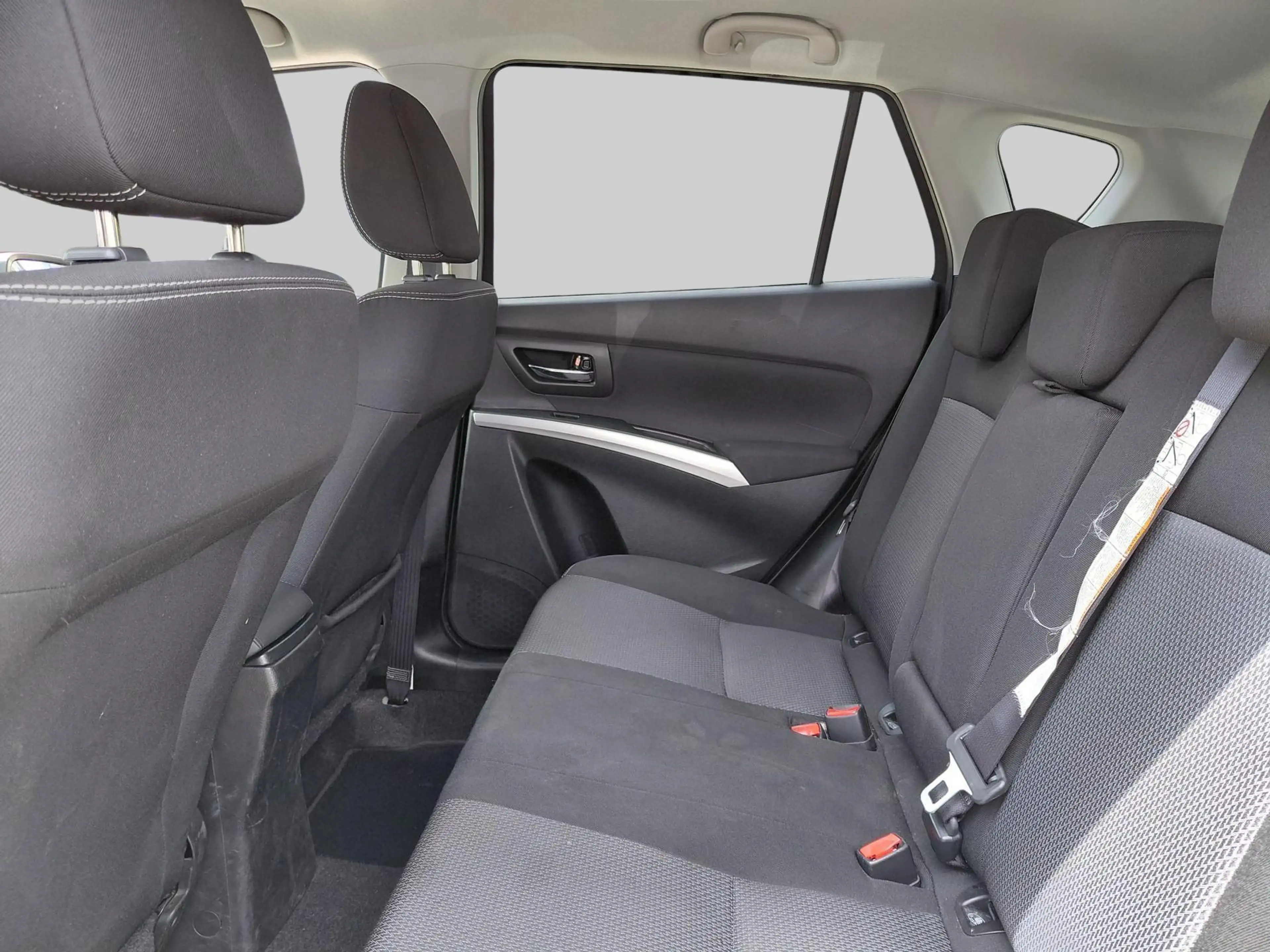 Suzuki SX4 S-Cross 1.6 Exclusive | Voorstoelen verwarmd — photo 6