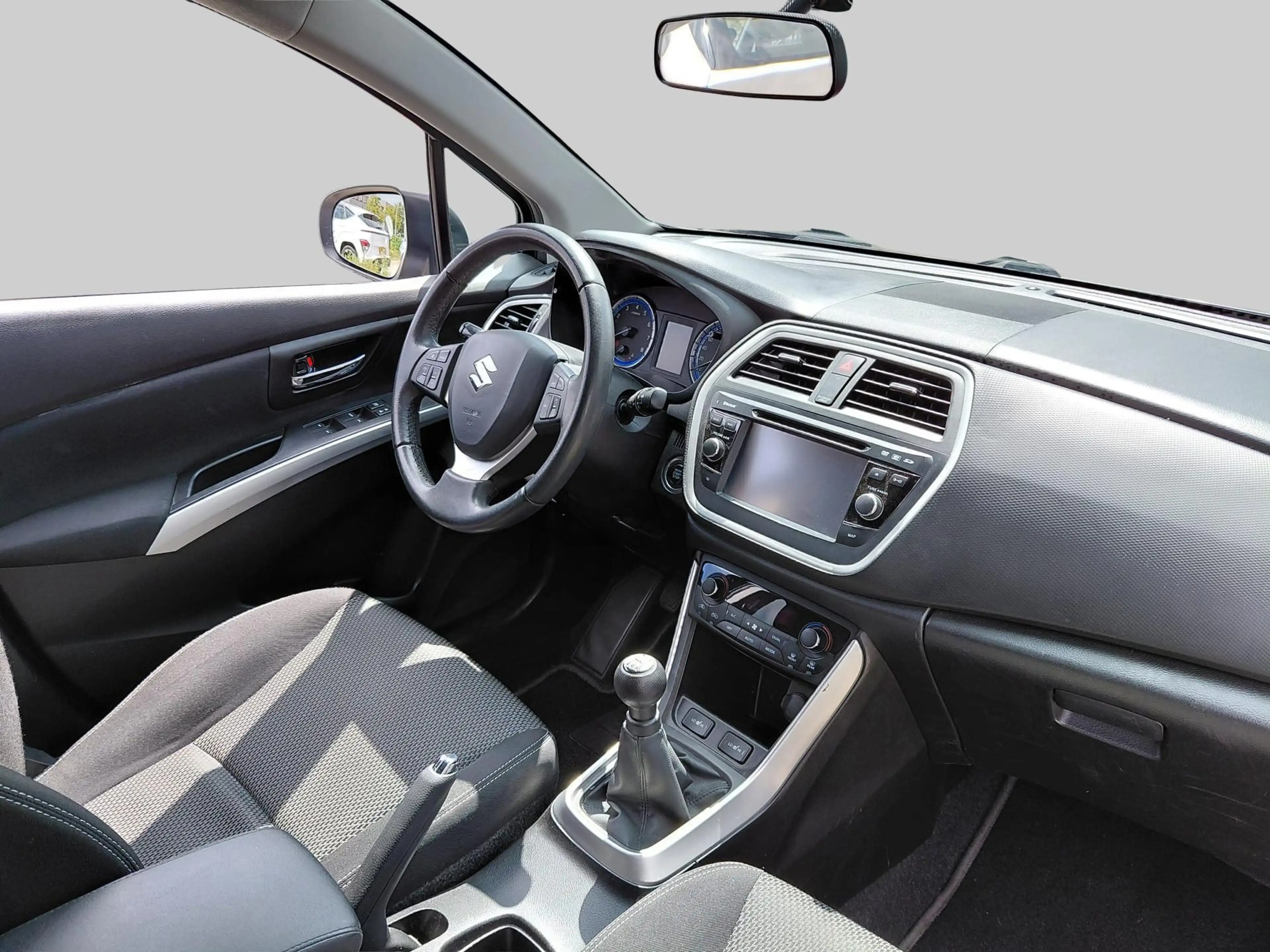 Suzuki SX4 S-Cross 1.6 Exclusive | Voorstoelen verwarmd — photo 13