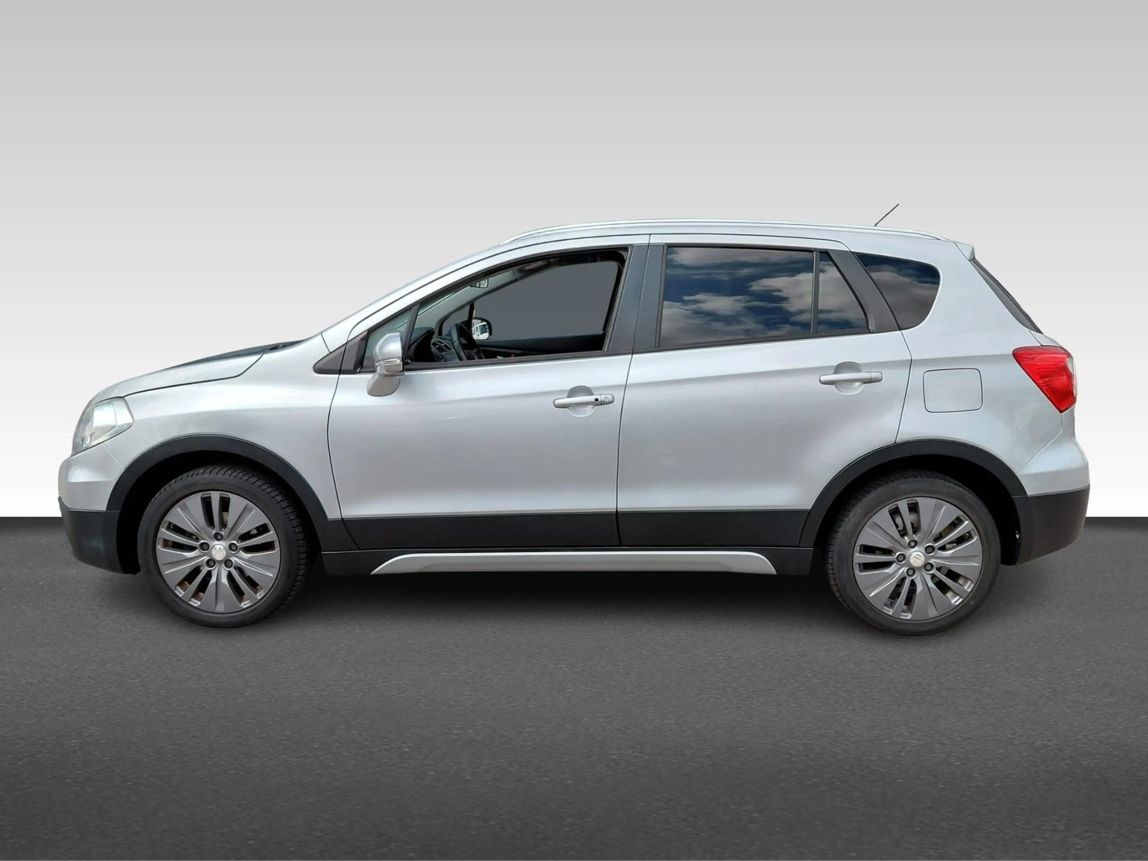 Suzuki SX4 S-Cross 1.6 Exclusive | Voorstoelen verwarmd — photo 2