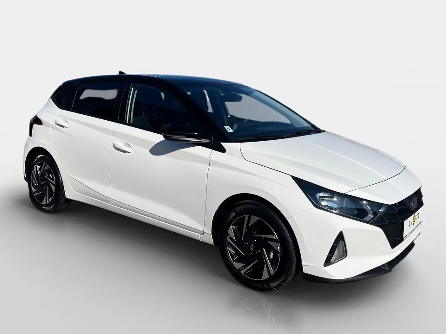 Hyundai i20 (BC3) i-Line Plus 1,2 MPI b1bp0a-O3 Schwarz - 2