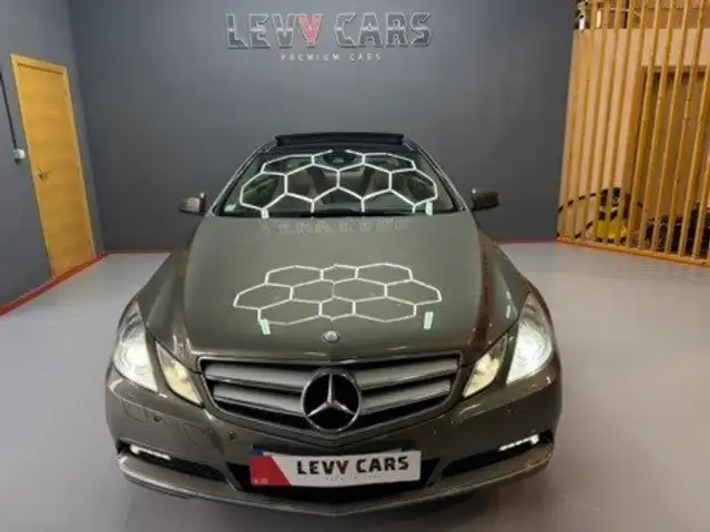 Mercedes-Benz E 350 Coupé CDI Blue Efficiency Elegance