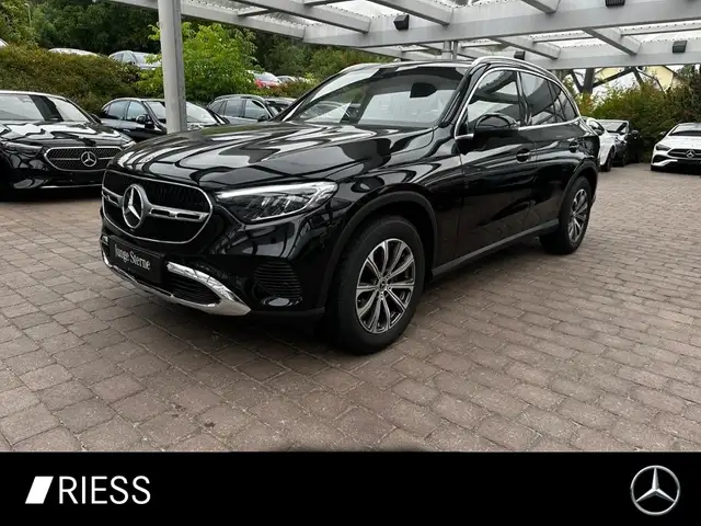 Mercedes-Benz GLC 200 4M Avantgarde Navi LED MBUX AHK Kamera