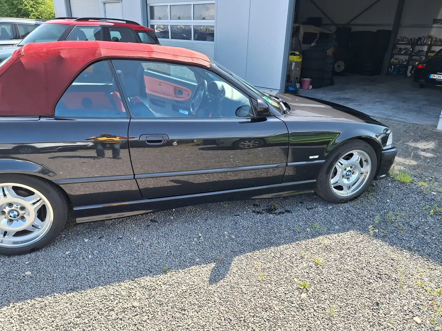 BMW 328 328i Schwarz - 2