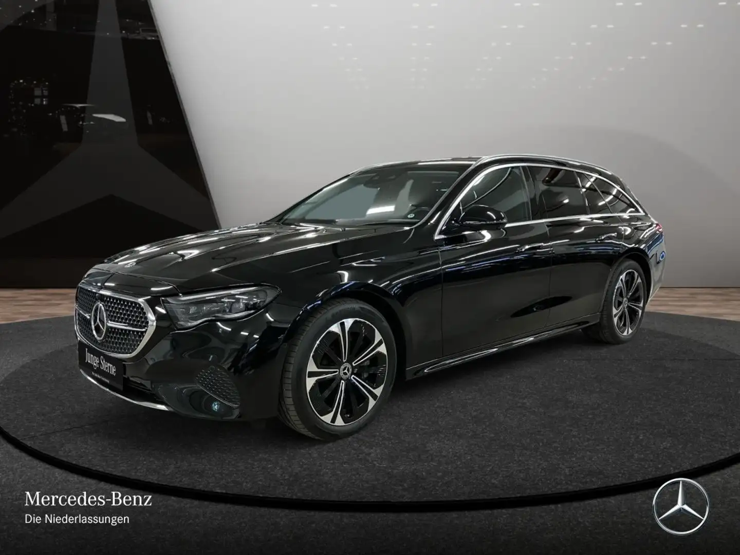 Mercedes-Benz E 300 de T Avantgarde Fahrass 360° Pano Distr. AHK Nero - 2