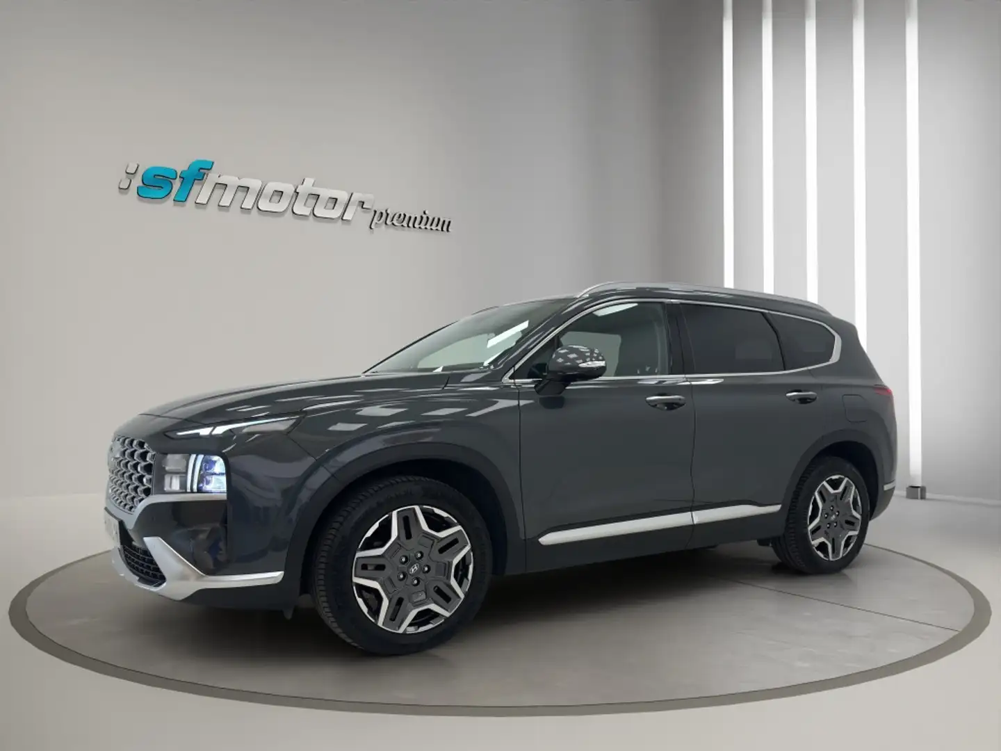 Hyundai SANTA FE 1.6TGDI PHEV Tecno 7pl 4WD 6AT Gris - 2