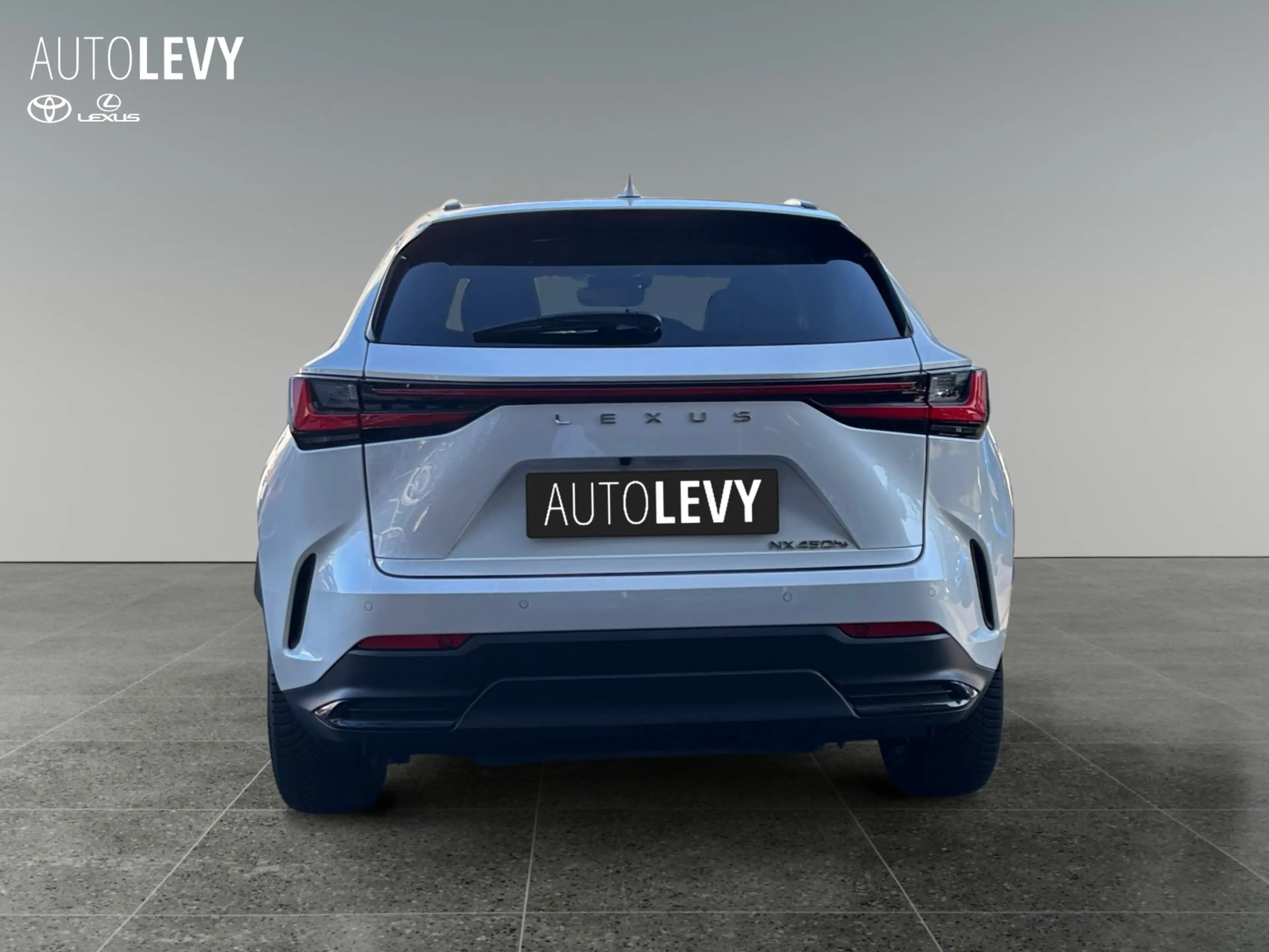 Lexus NX 450h+ E-Four Executive Line NAVI/LED/ACC — photo 4