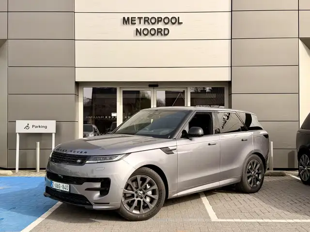 Land Rover Range Rover Sport // Dynamic HSE